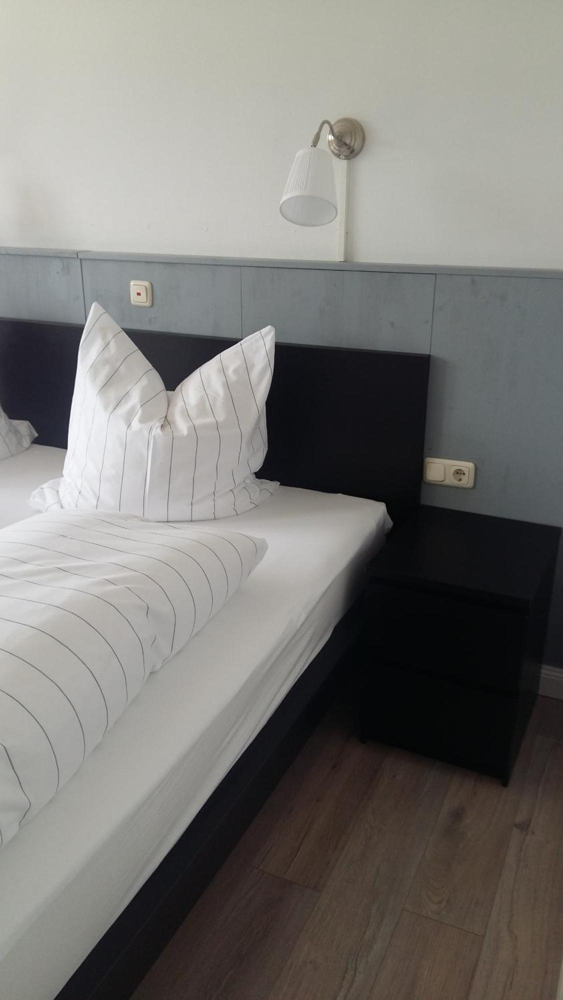Double or Twin Room Private Bathroom