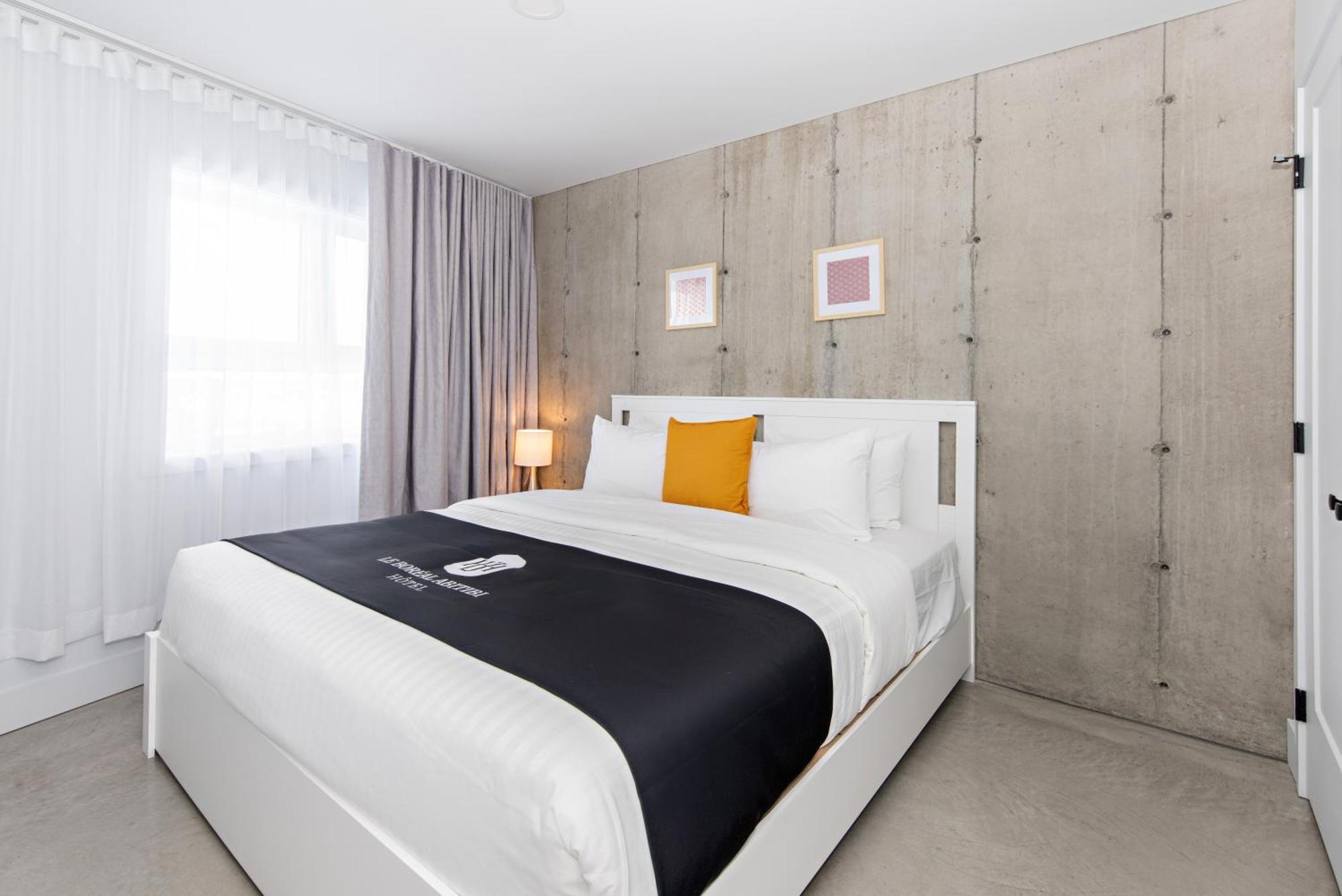 One-Bedroom Suite