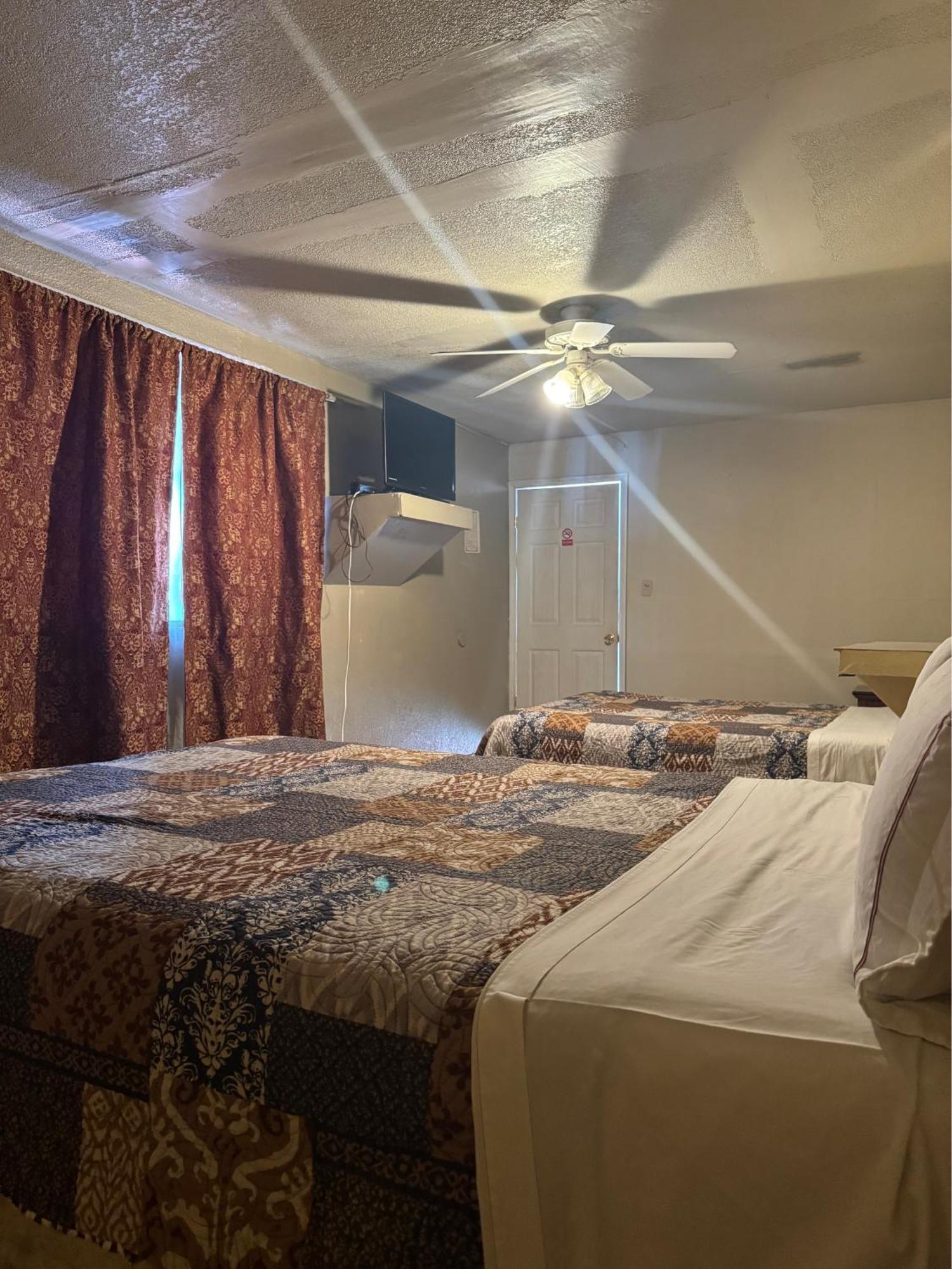 Classic Quadruple Room