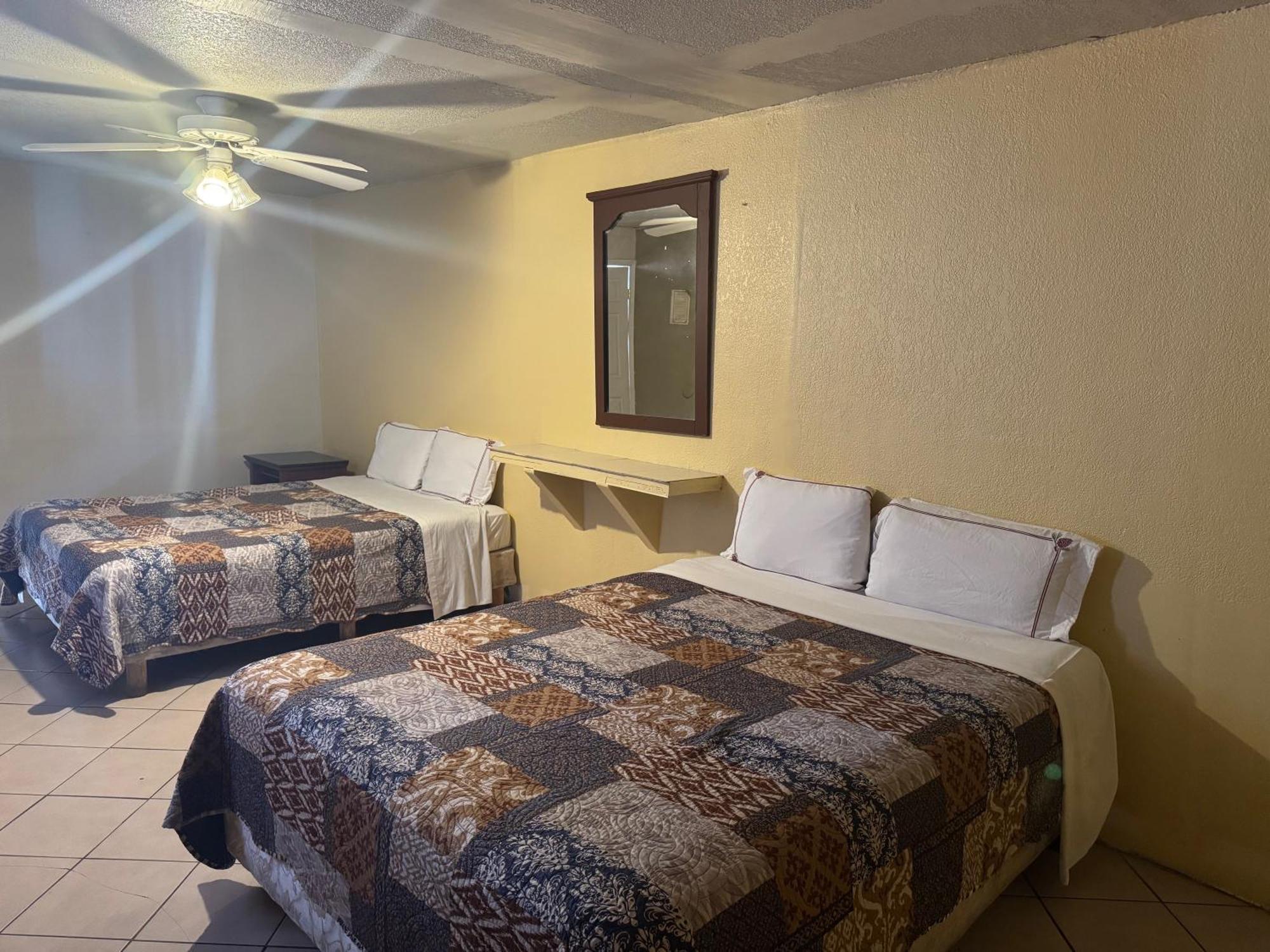 Classic Quadruple Room