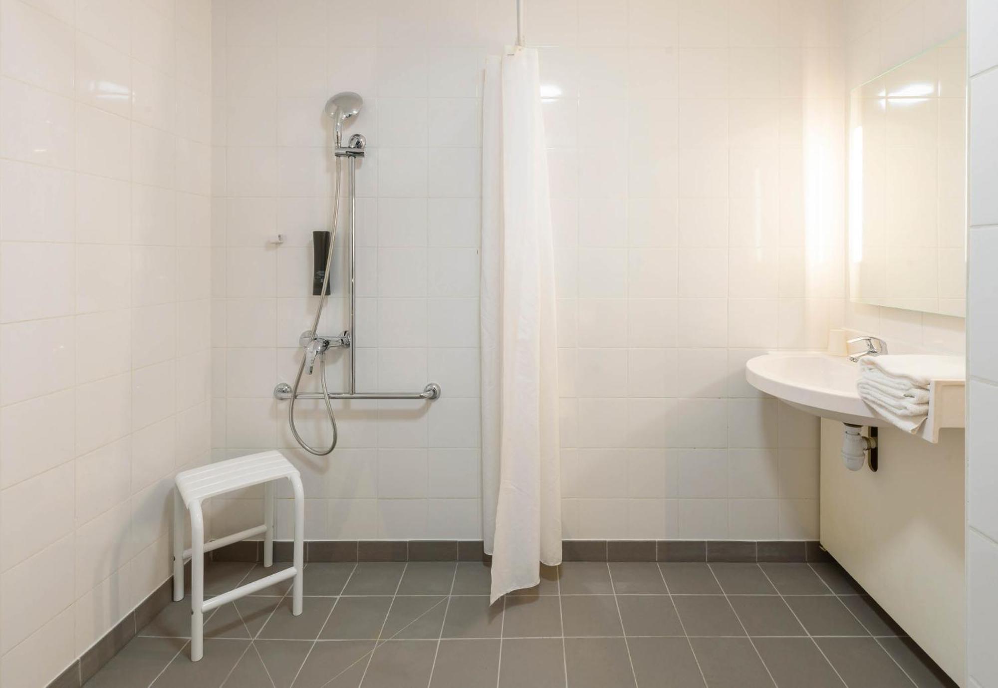 Quadruple Room Disability Access