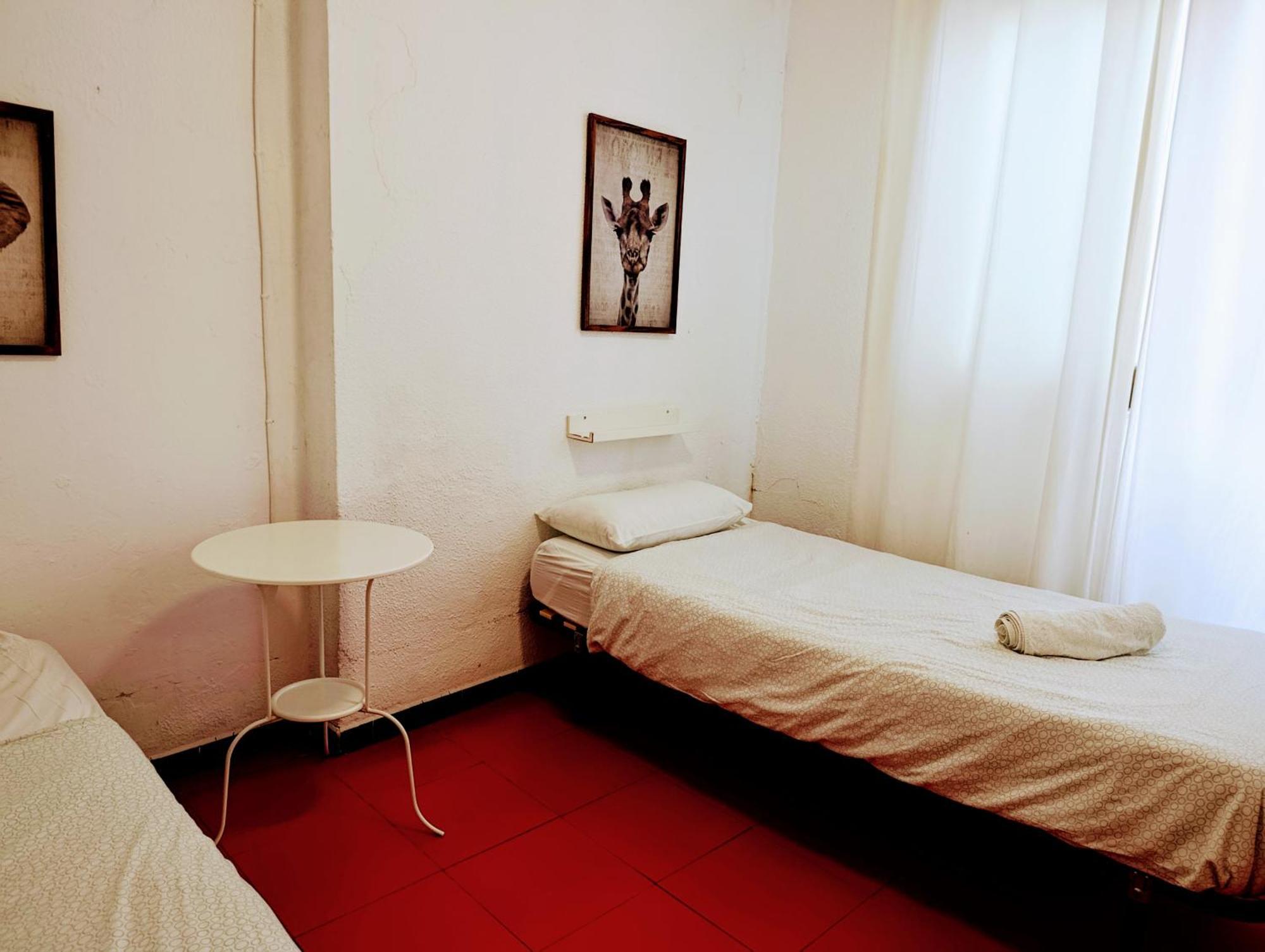 Economy Twin Room