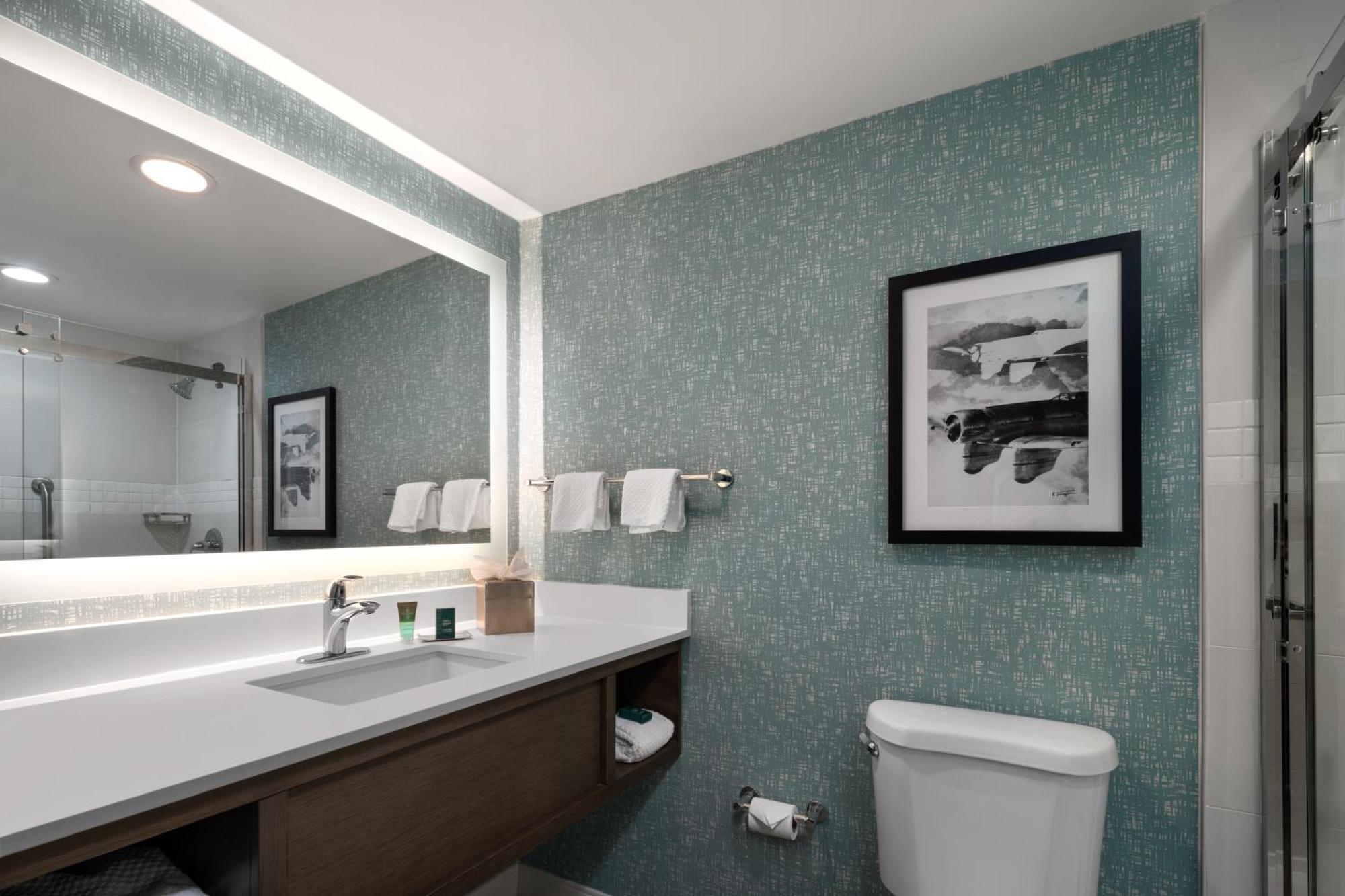 Double Room with Two Double Beds - Non-Smoking