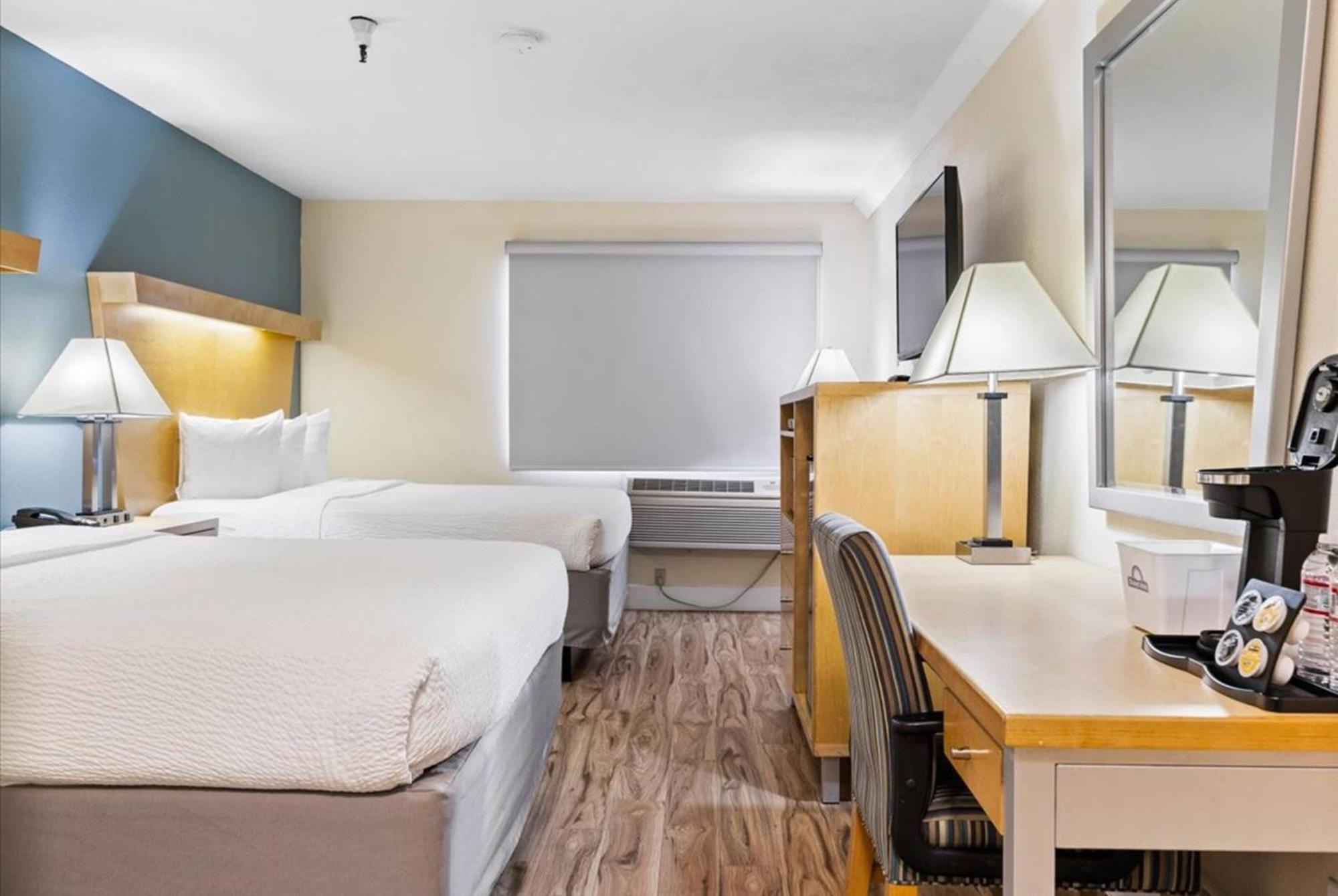 Standard Queen Room Two Queen Beds