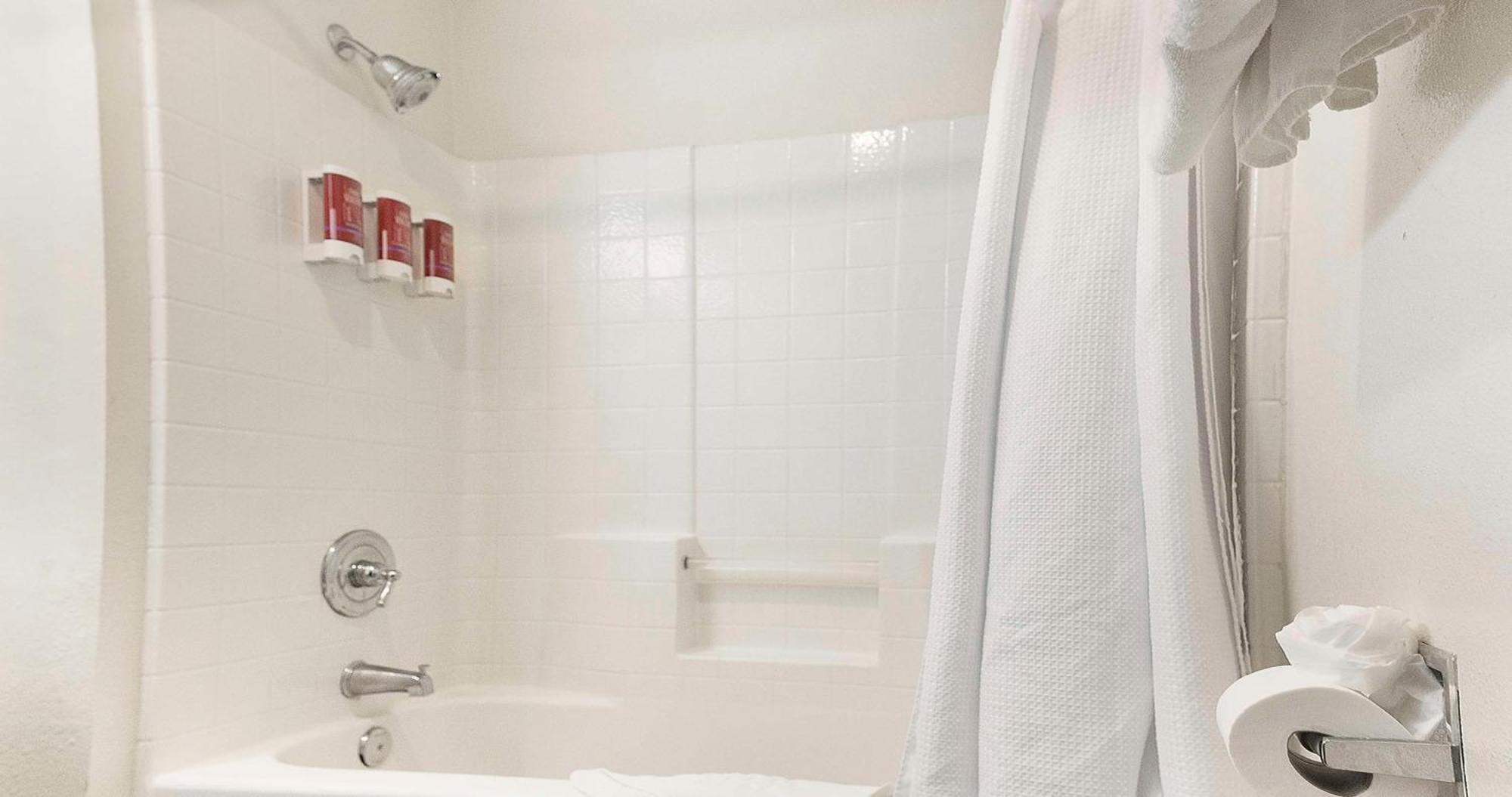 Queen Room Two Queen Beds Wet Bar