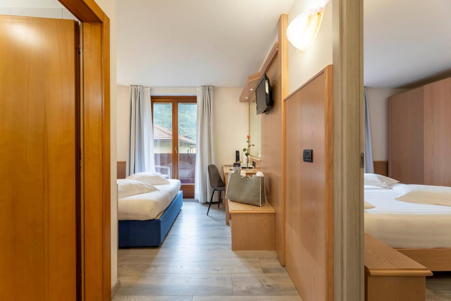 Standard Quadruple Room,1680591636:JPEG