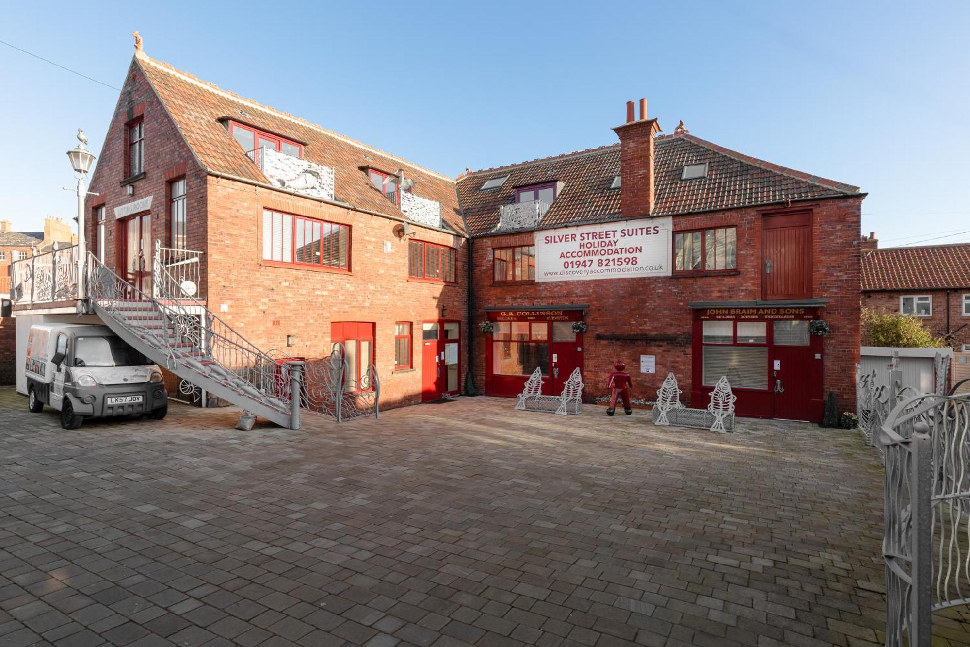 Budget Twin Room,1743189699:JPEG