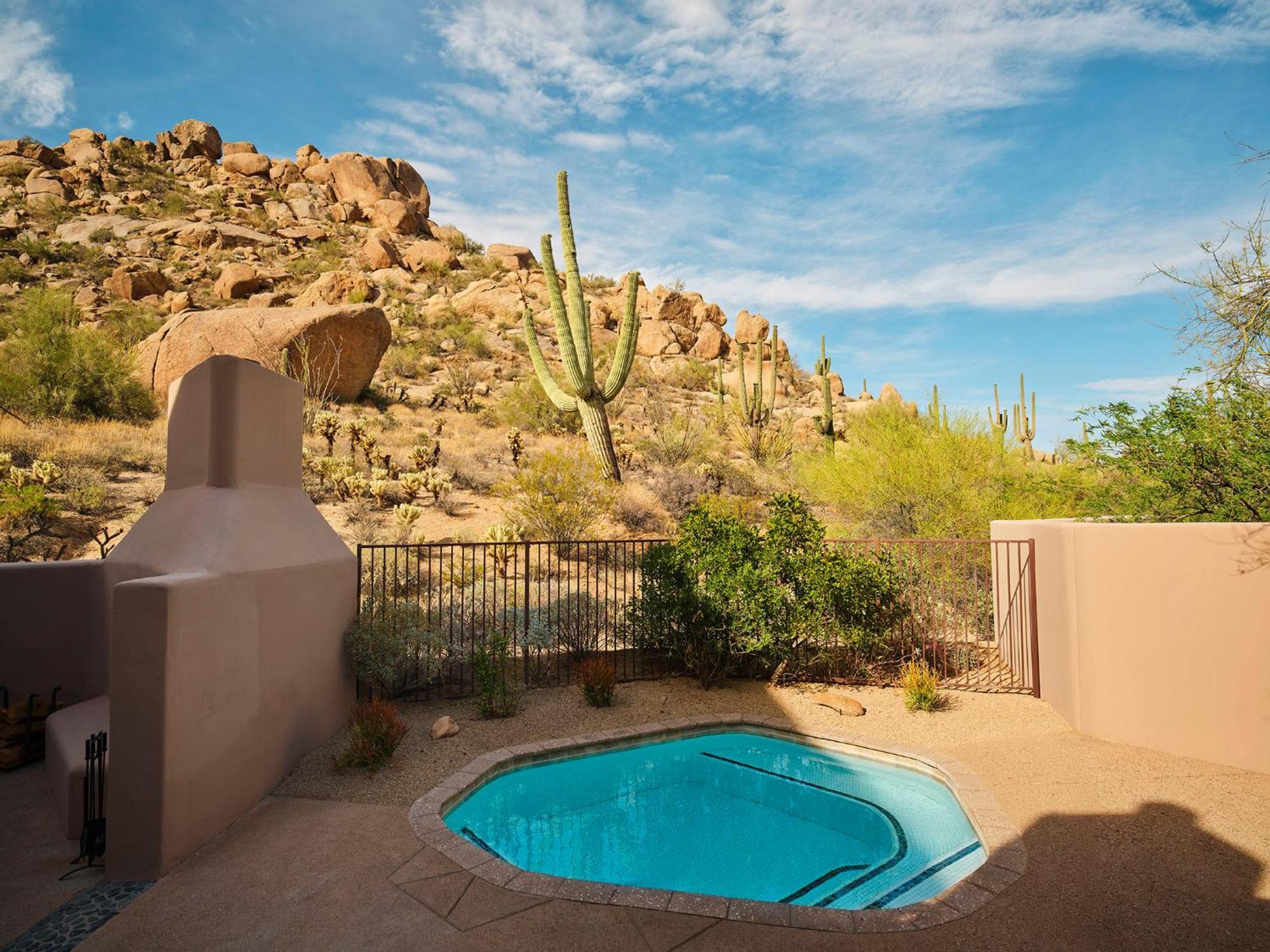 One-Bedroom Kiva Plunge Pool Double Suite