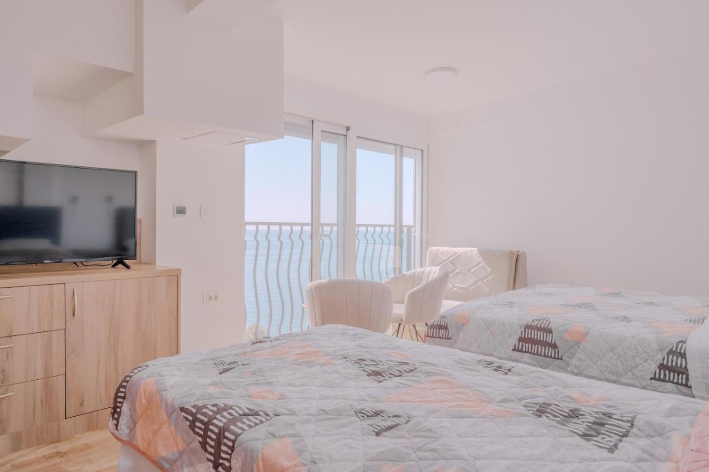 Deluxe Triple Room Sea View