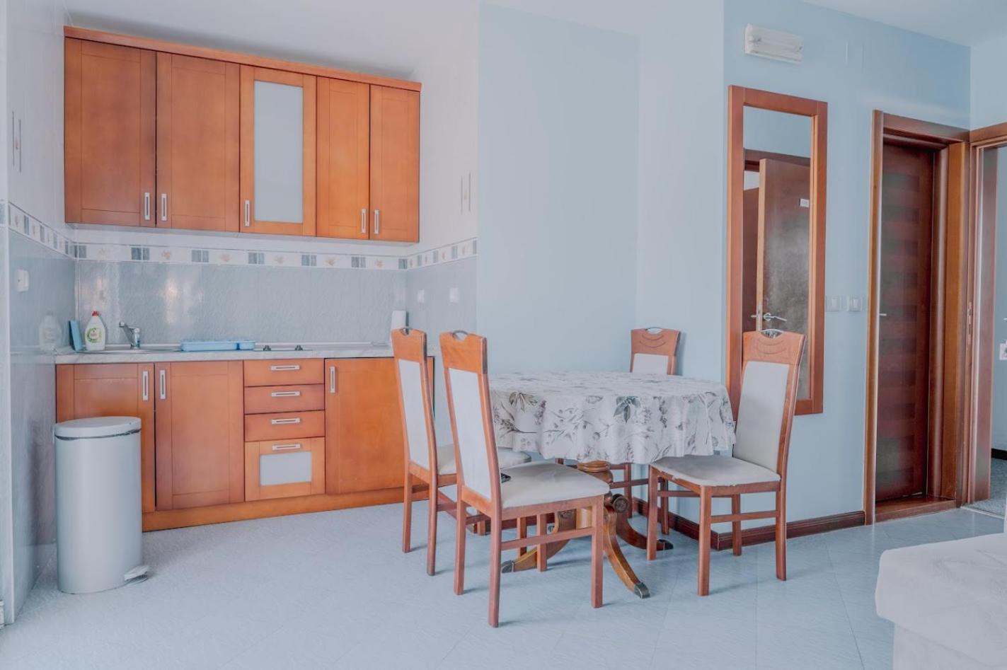 One-Bedroom Apartment Balcony Sea View