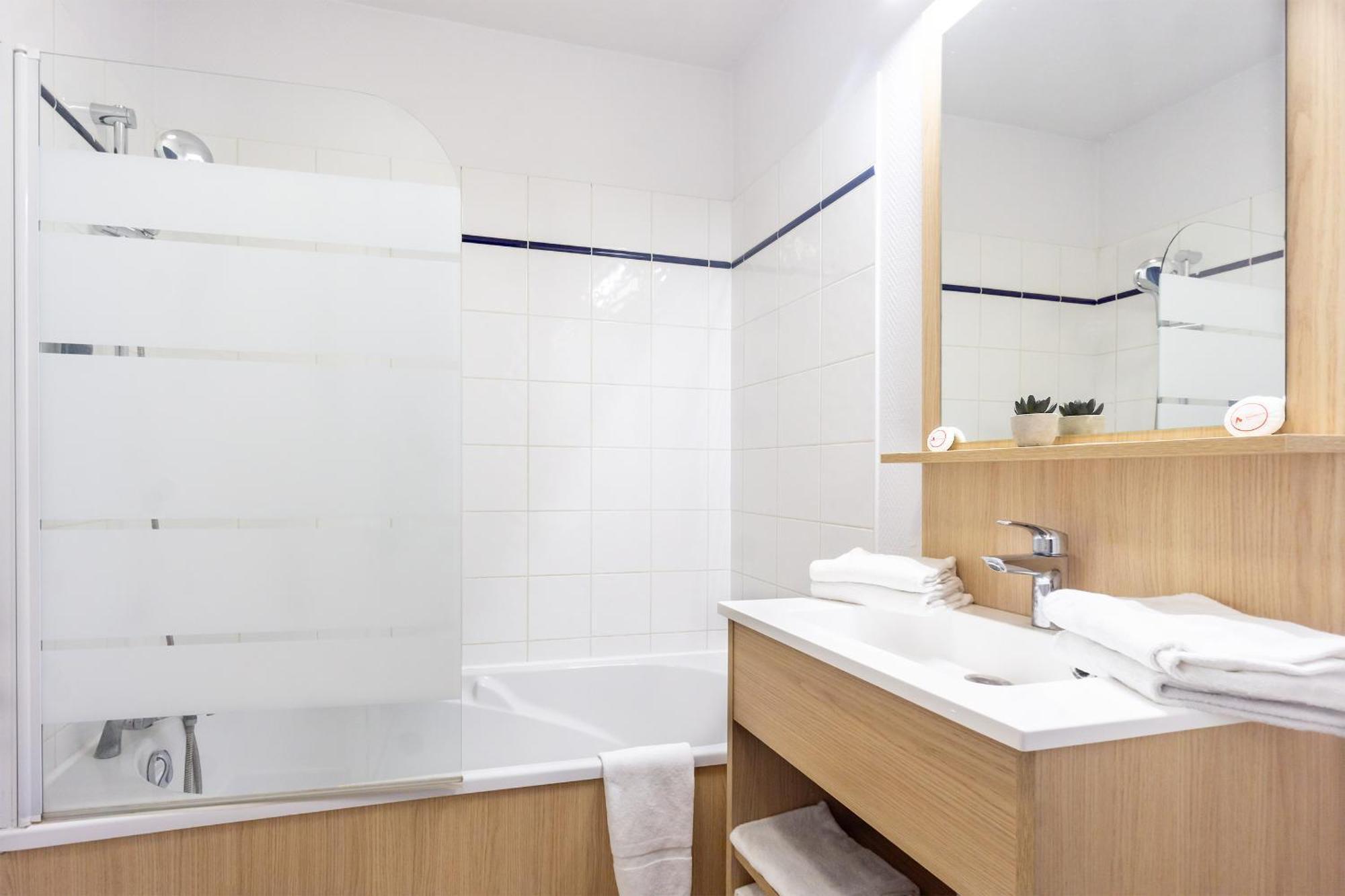 Two-Bedroom Apartment,1683808500:JPEG