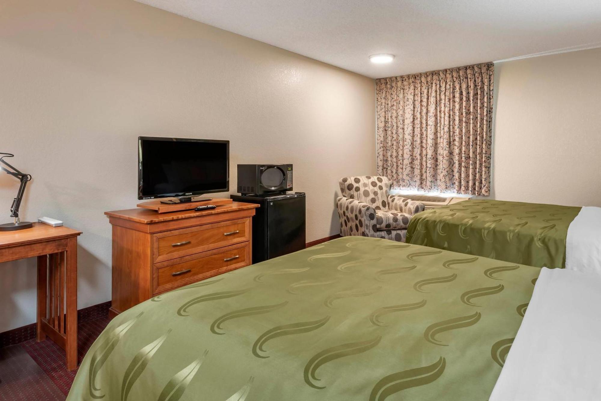 Queen Room with Two Queen Beds - Non-Smoking