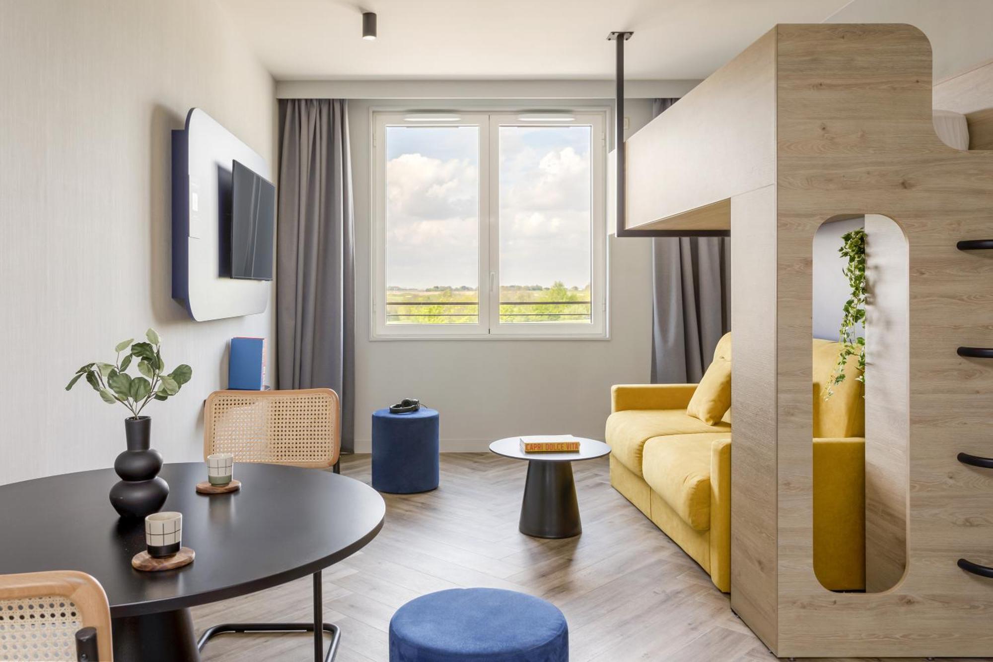 Large One-Bedroom Apartment