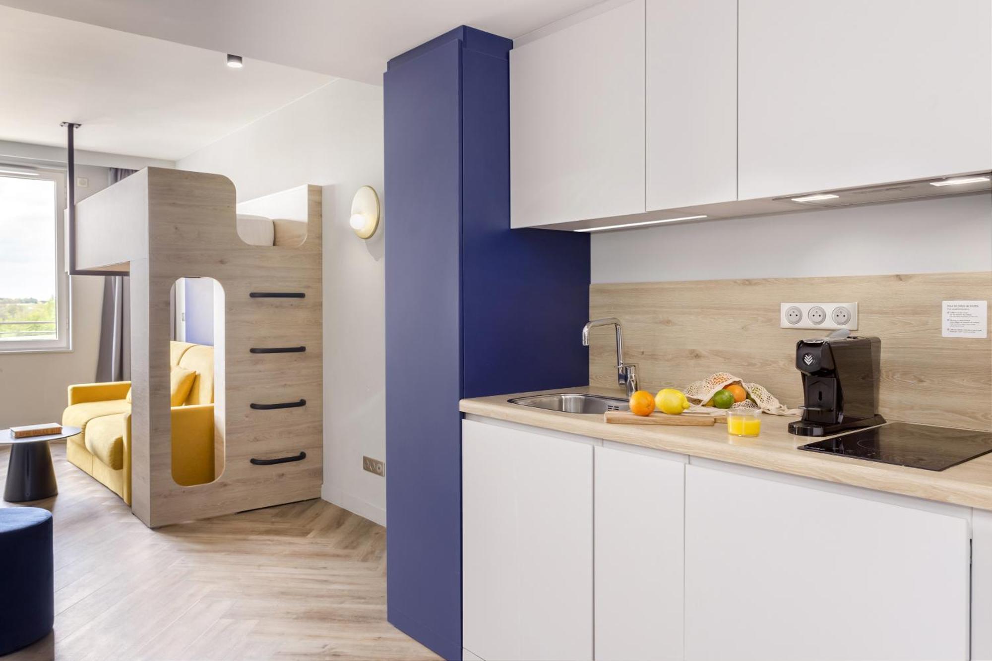 Large One-Bedroom Apartment