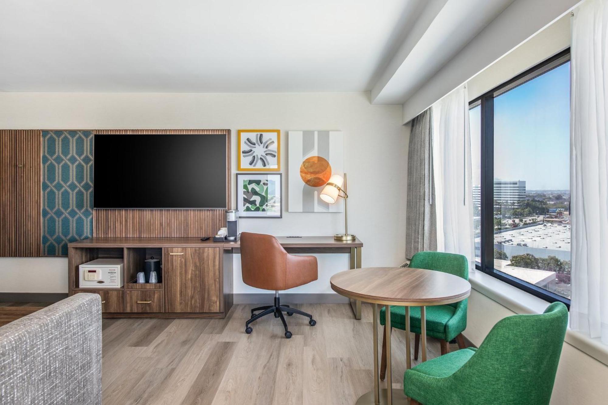 Executive Suite Non-Smoking