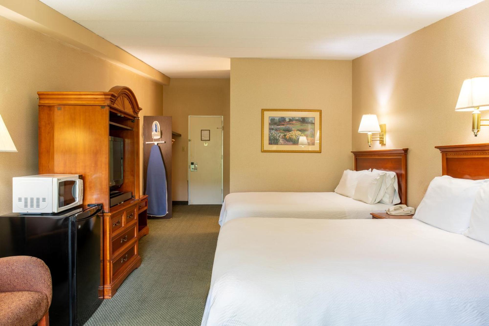 Queen Room with Two Queen Beds