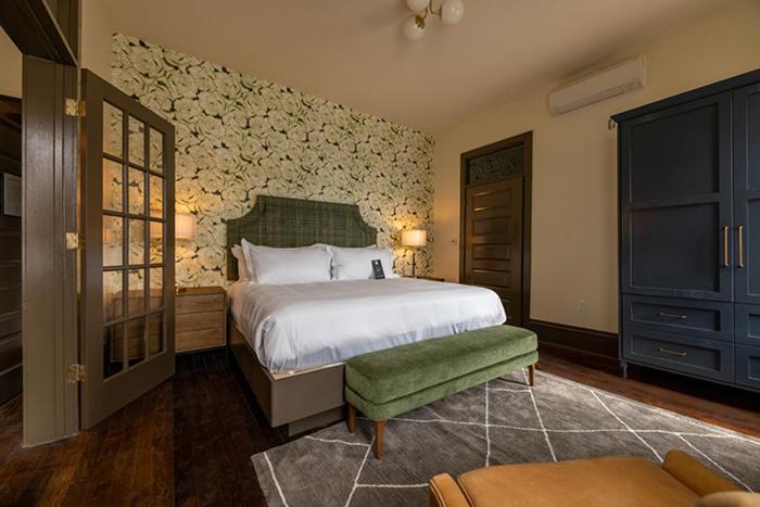 King Suite