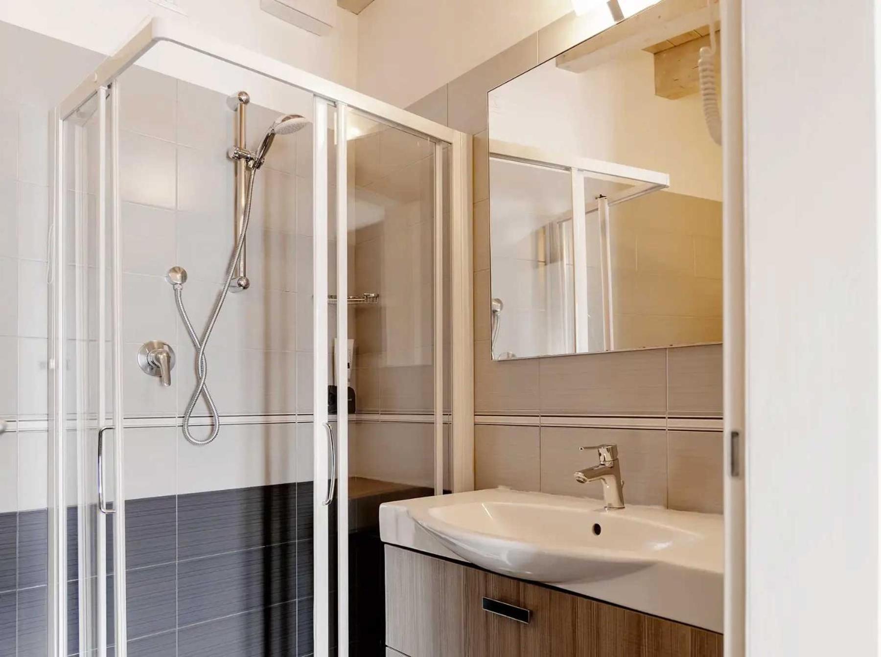 Superior Double Room Lake View