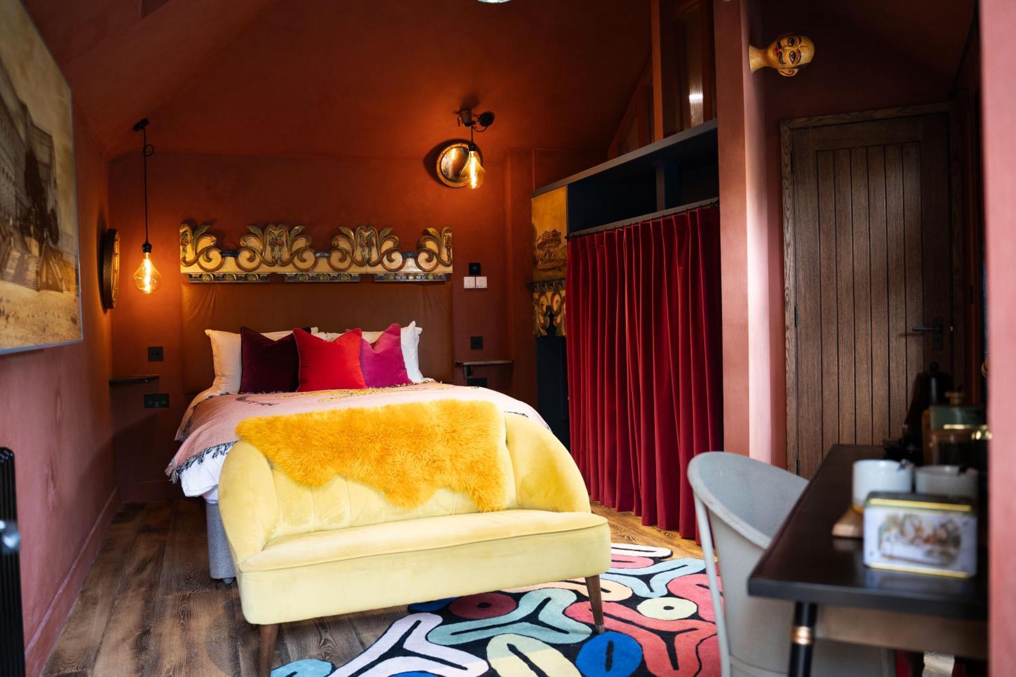 Classic Double Room