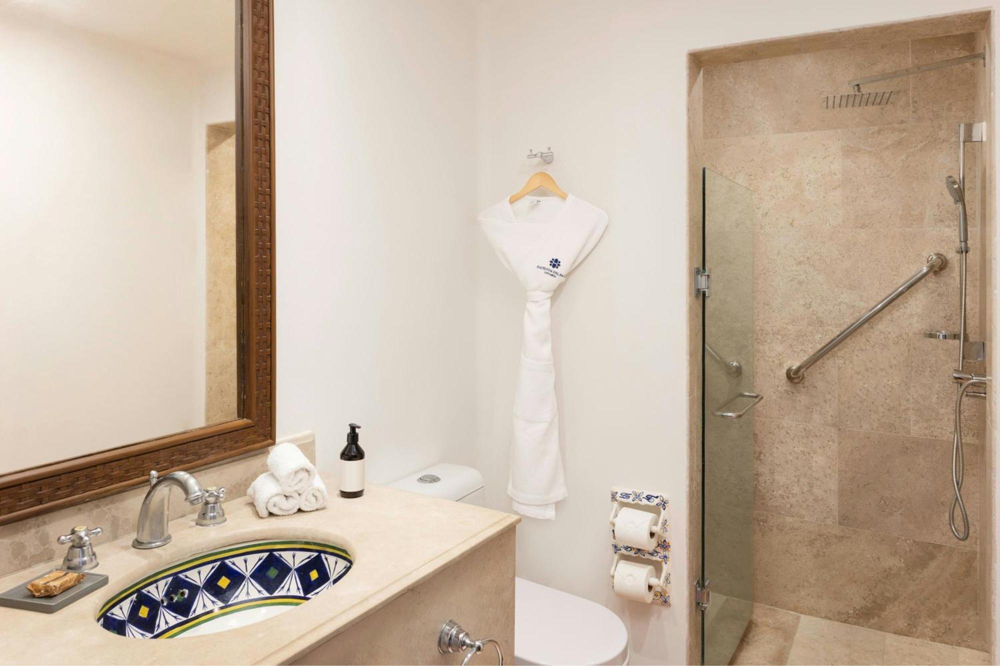 Three-Bedroom Misiones Suite - Oceanfront with Balcony