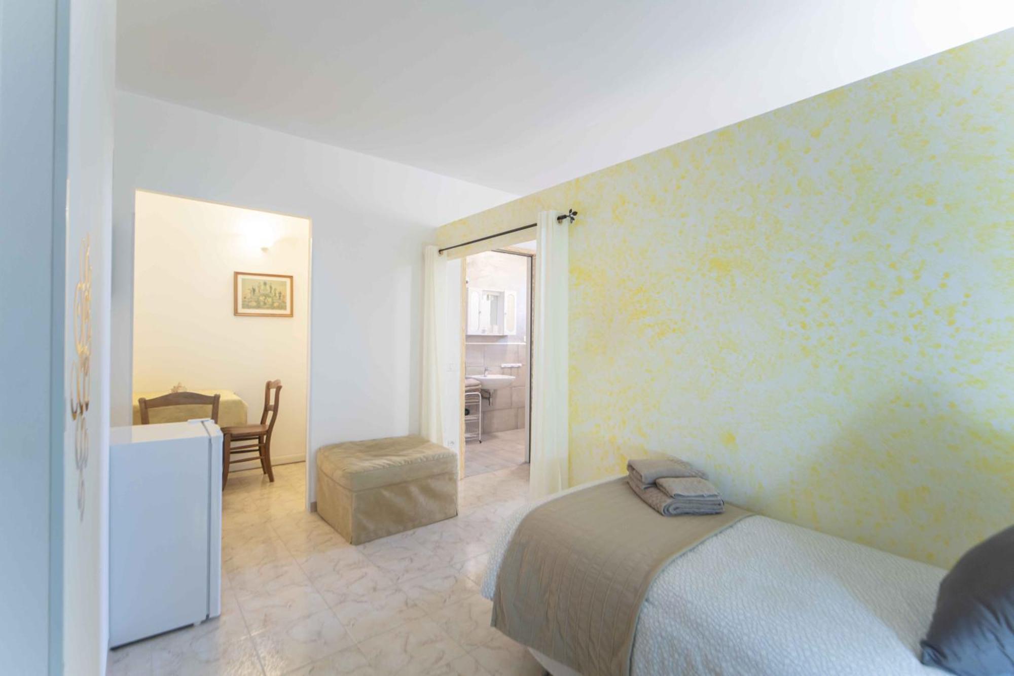 Basic Triple Room,1686477524:JPEG