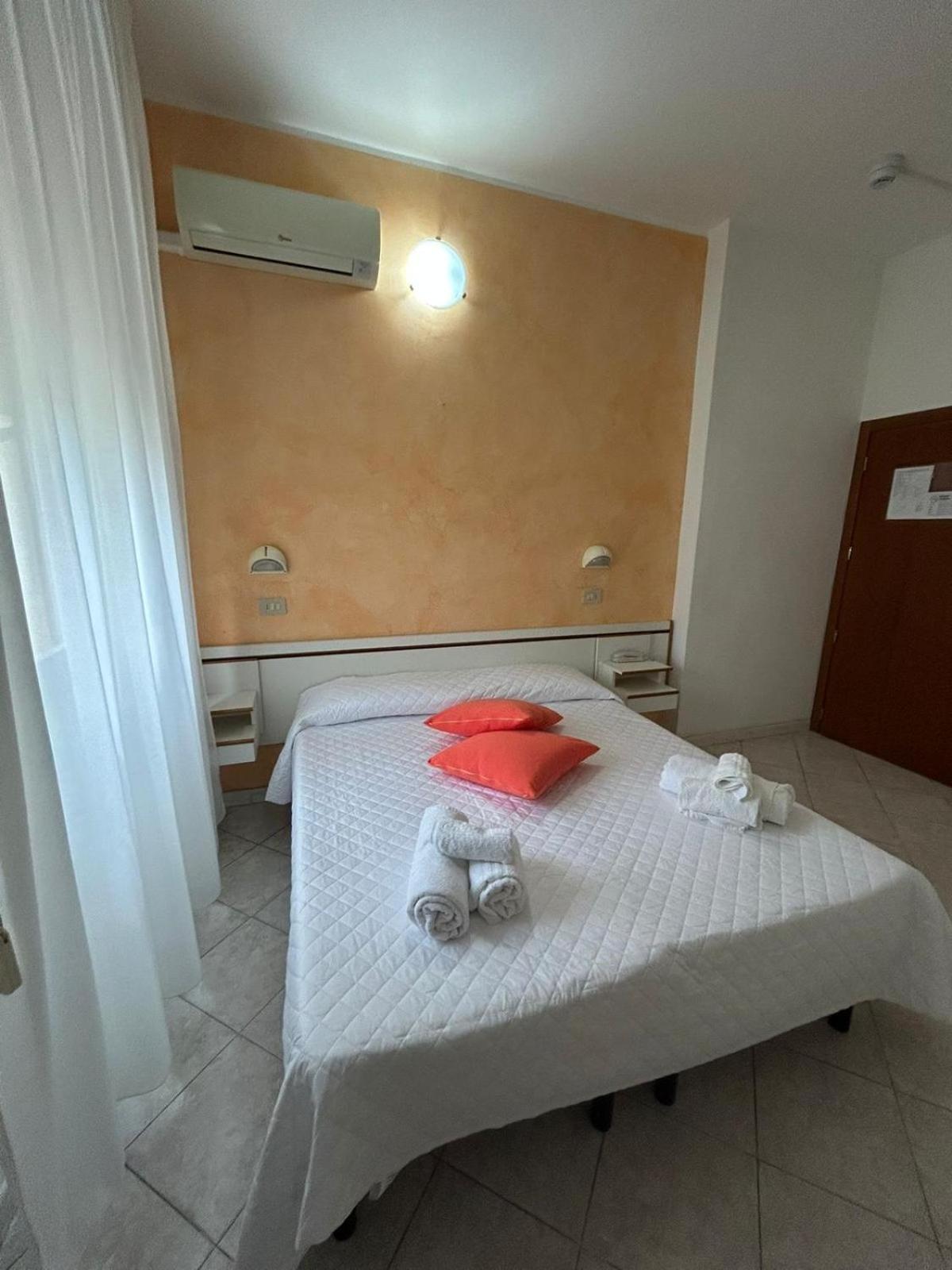 Double or Twin Room Balcony