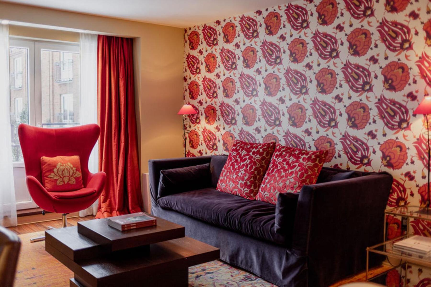 One-Bedroom King Suite