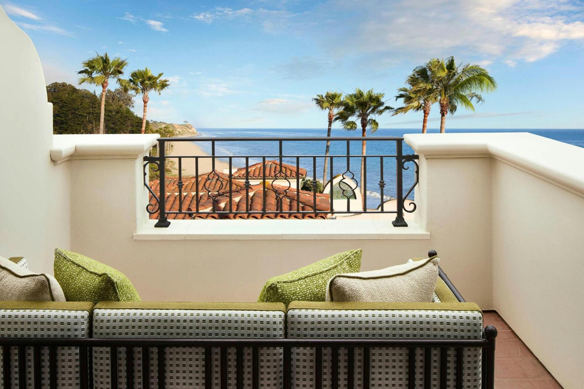 King Room with Balcony and Ocean View
