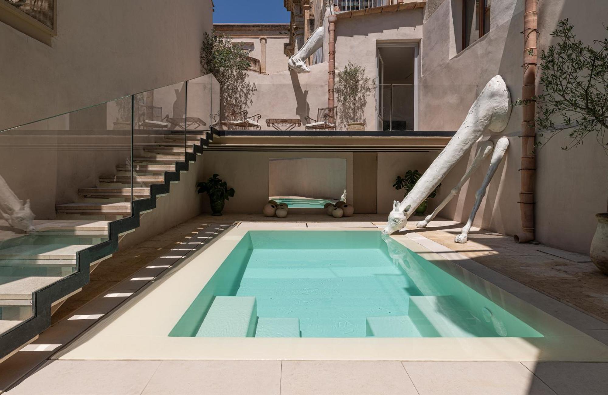 Suite Private Pool