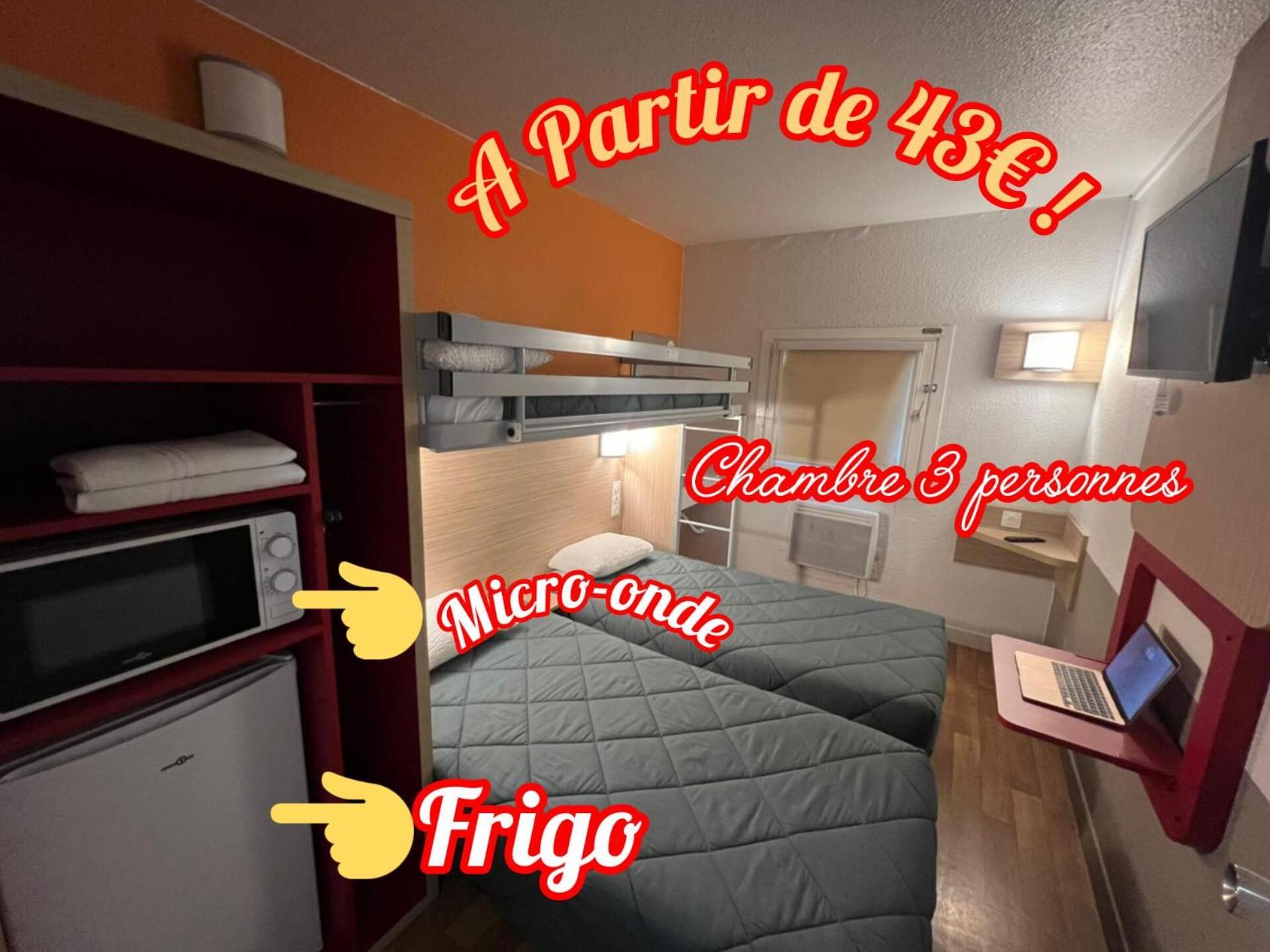 Triple Room 3 Single Bed Shared Separate Bathroom Microwave Minifridge