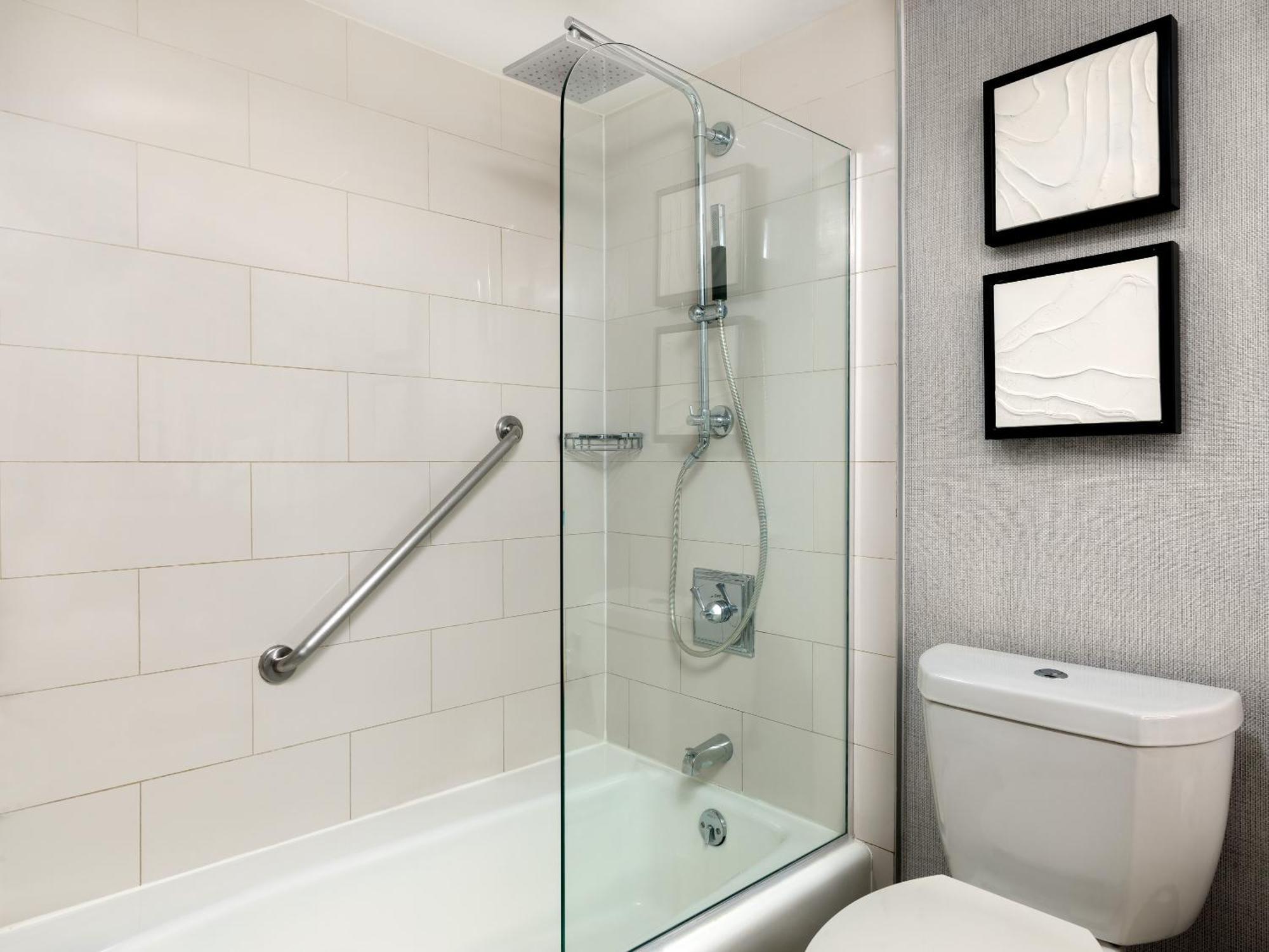 Traditional Guest Room 2 Doubles