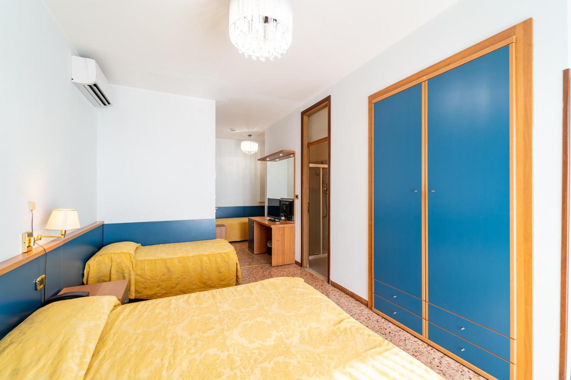 Quadruple Room,1690949536:JPEG