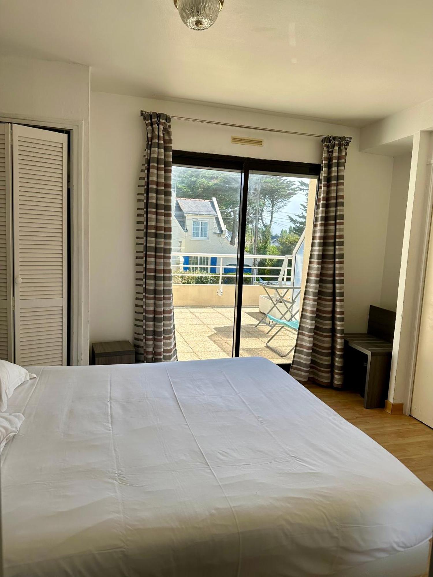 Doppelzimmer mit Balkon