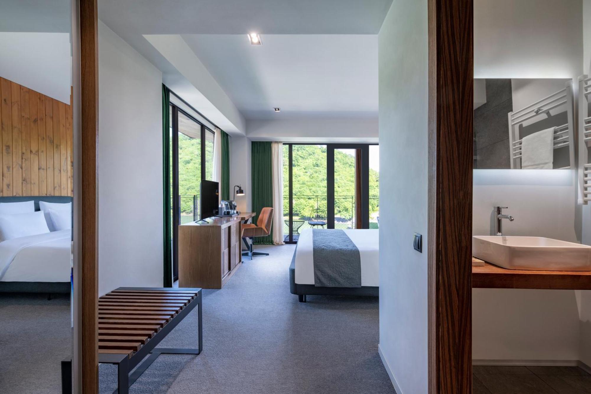 Superior King Room