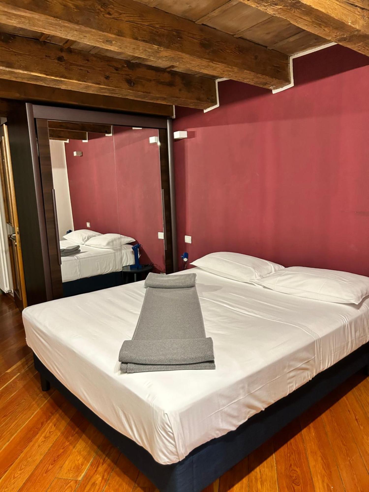 One-Bedroom Apartment Annex