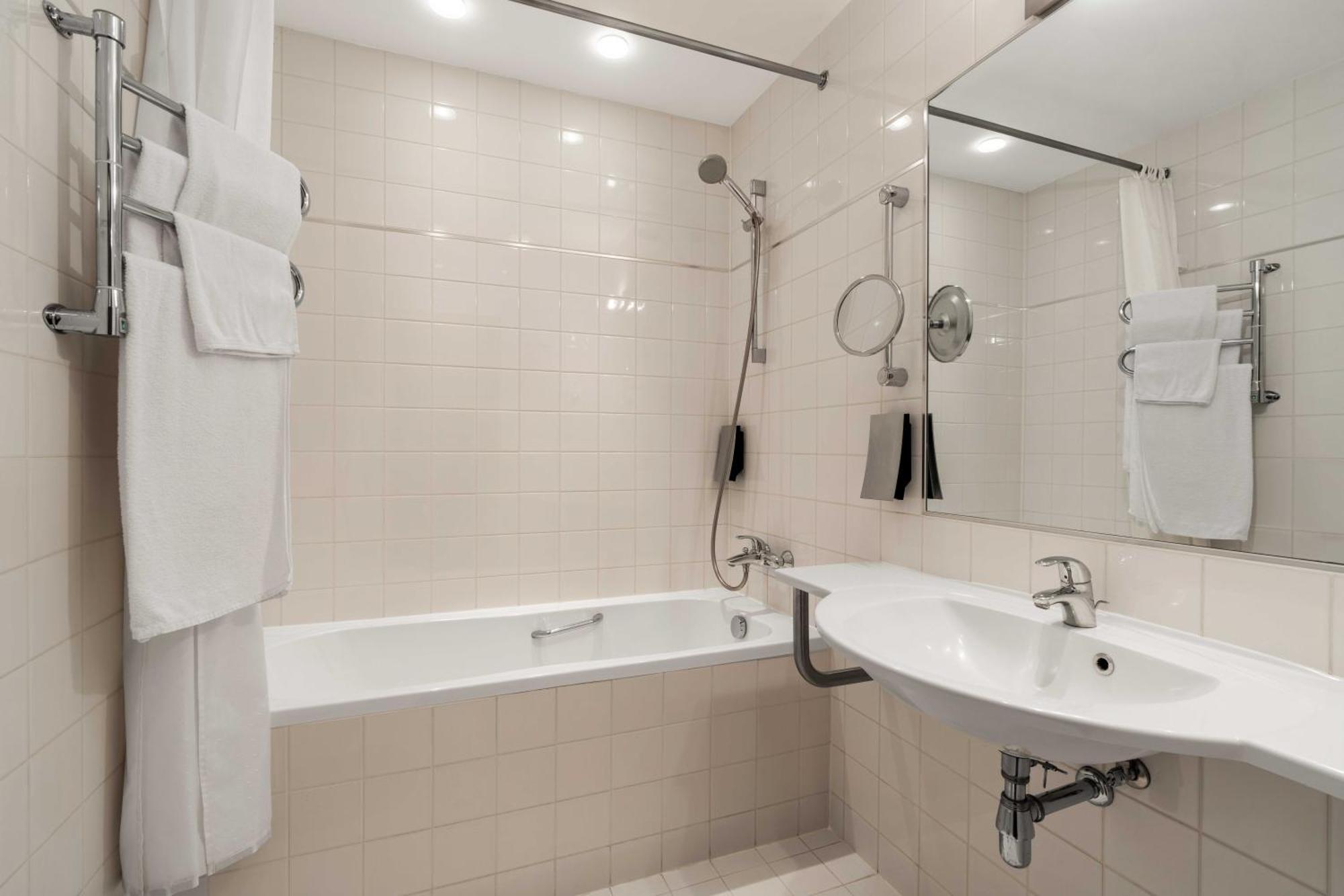 Standard Triple Room,1693275922:JPEG