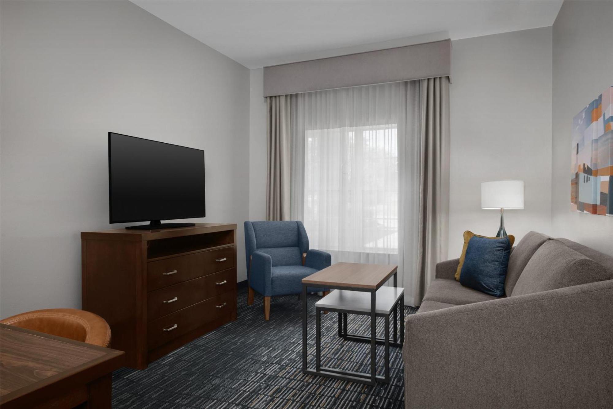 King Suite Mobility Access or Non-Smoking