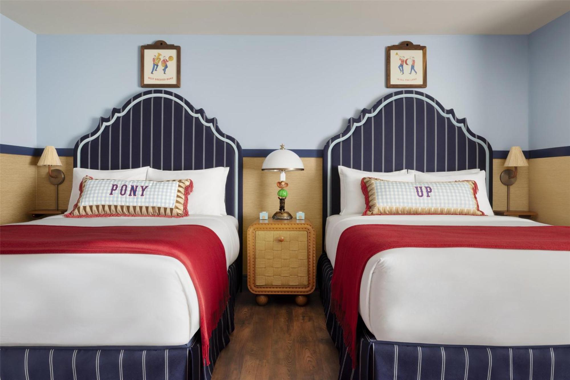 Graduate Queen Room Two Queen Beds
