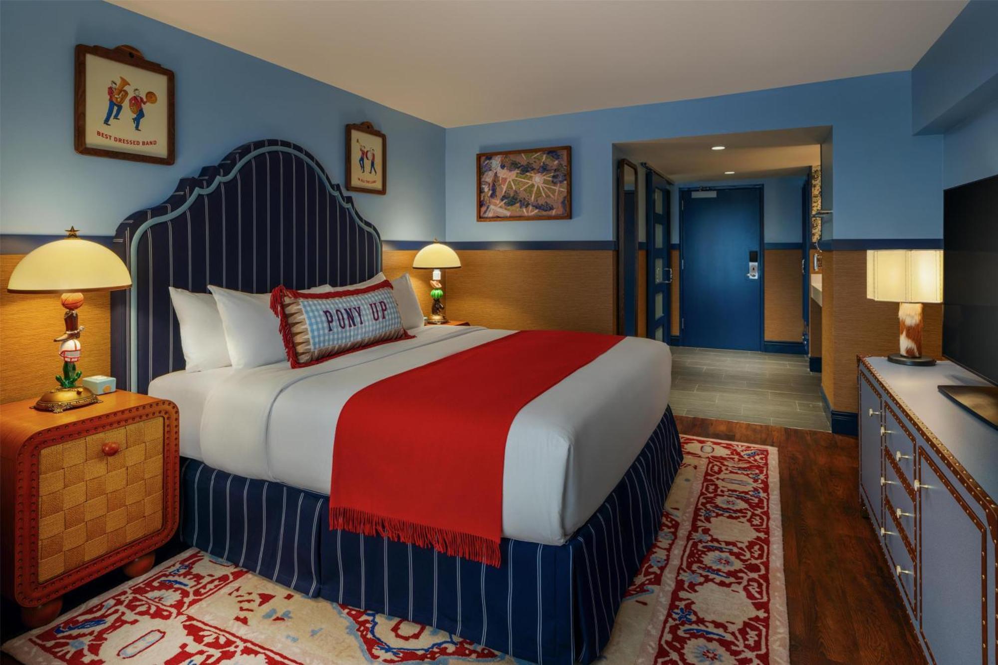 Graduate King Room