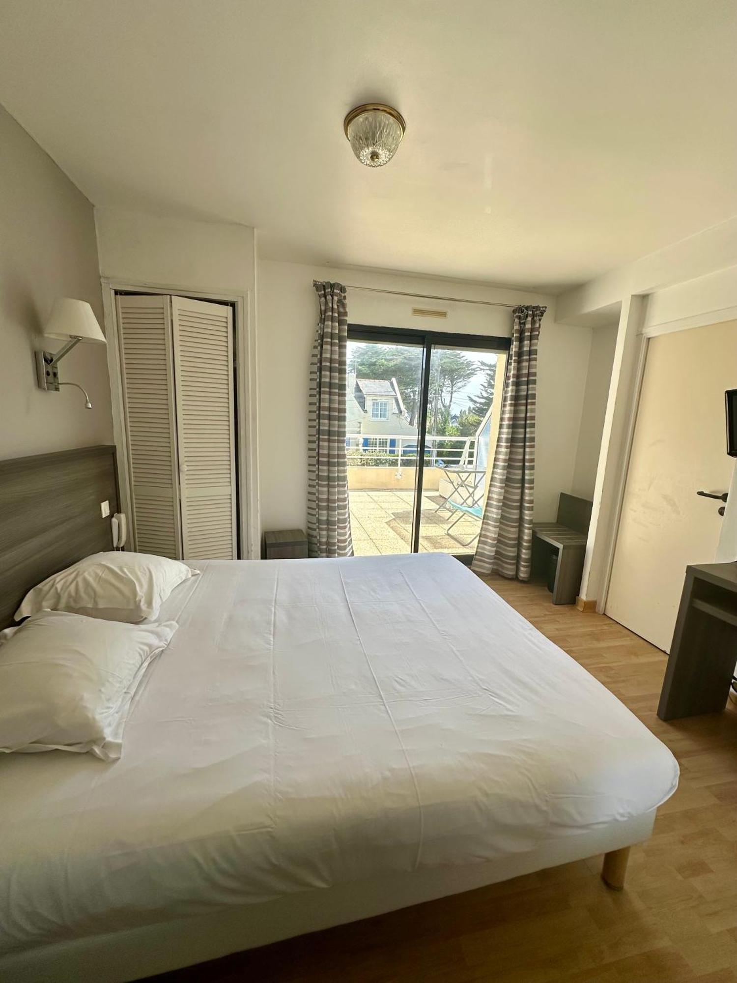 Doppelzimmer mit Balkon