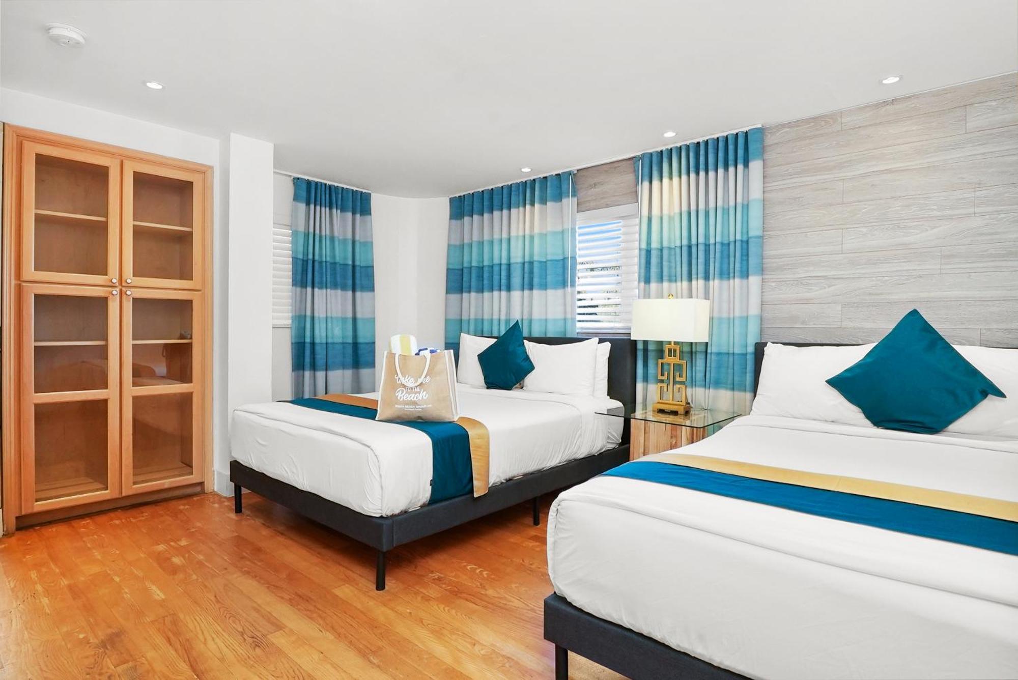 Standard Double Queen Room