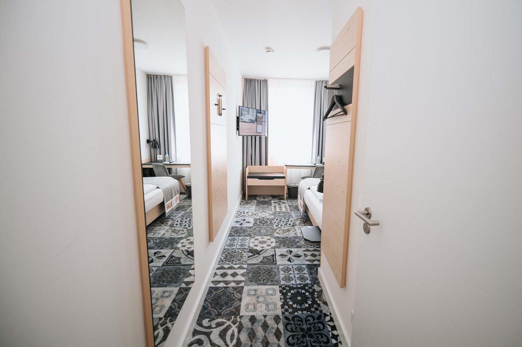Economy Single Room