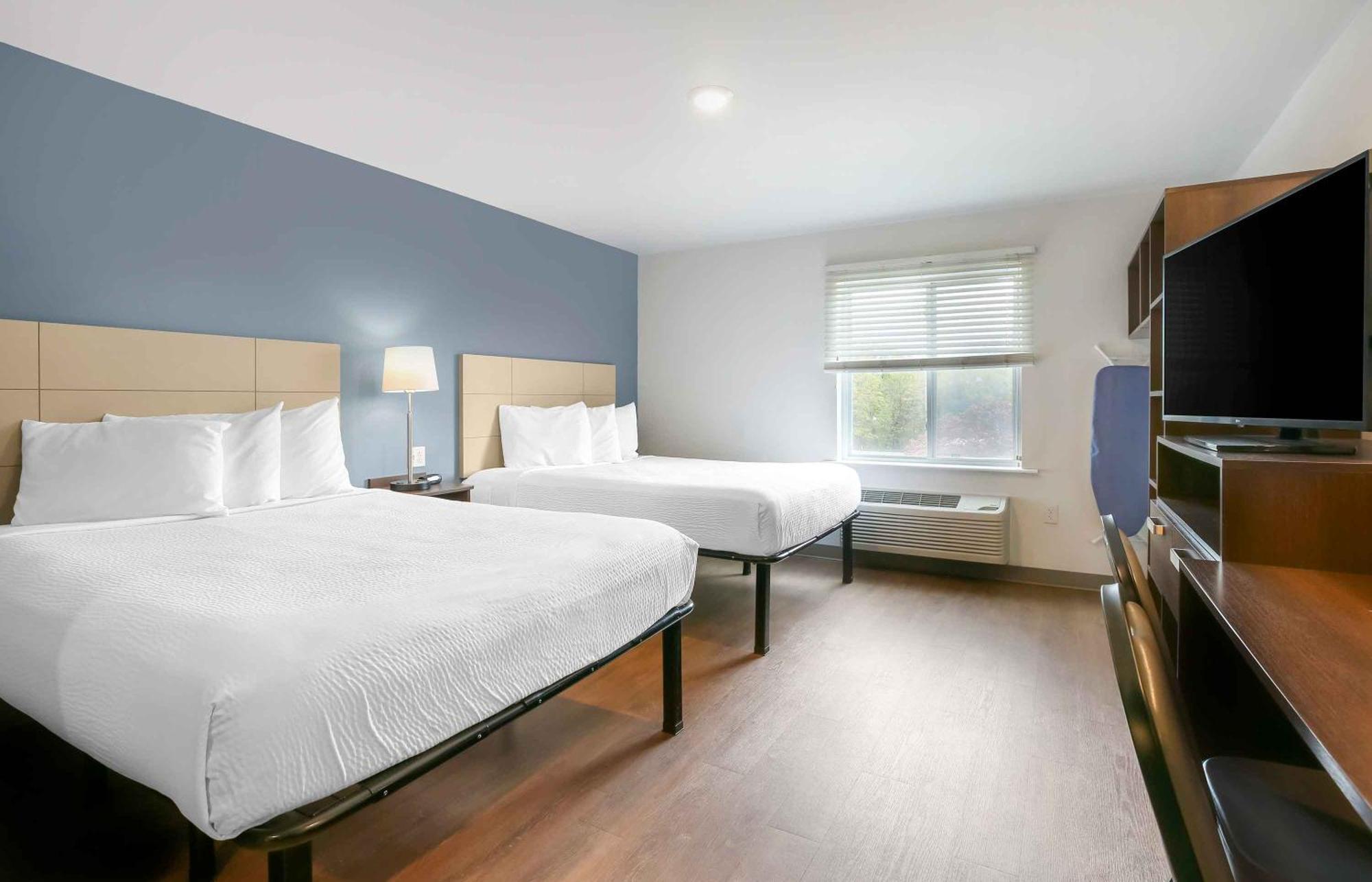 Standard Queen Room Two Queen Beds Non-Smoking
