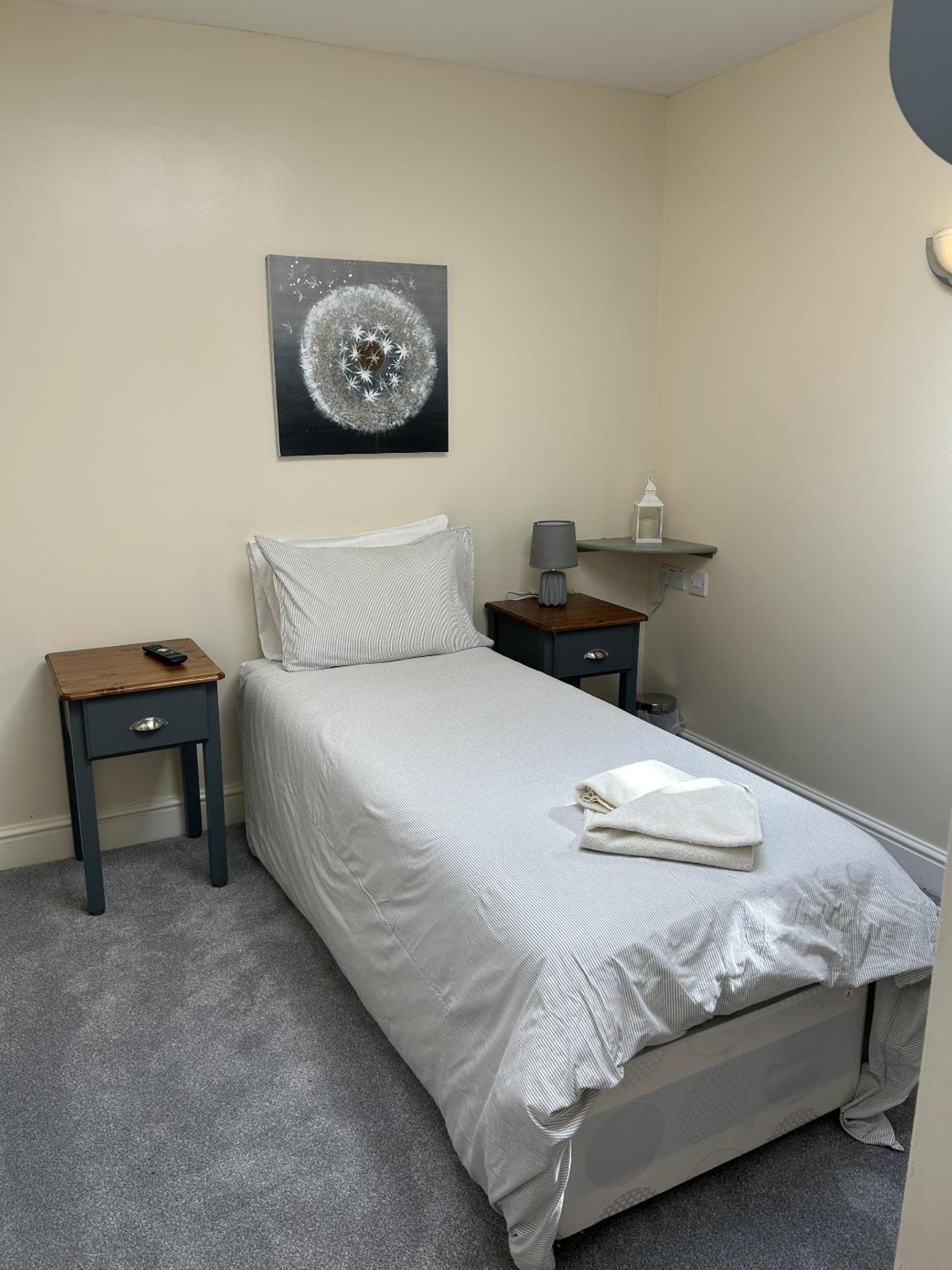 Standard Single Room
