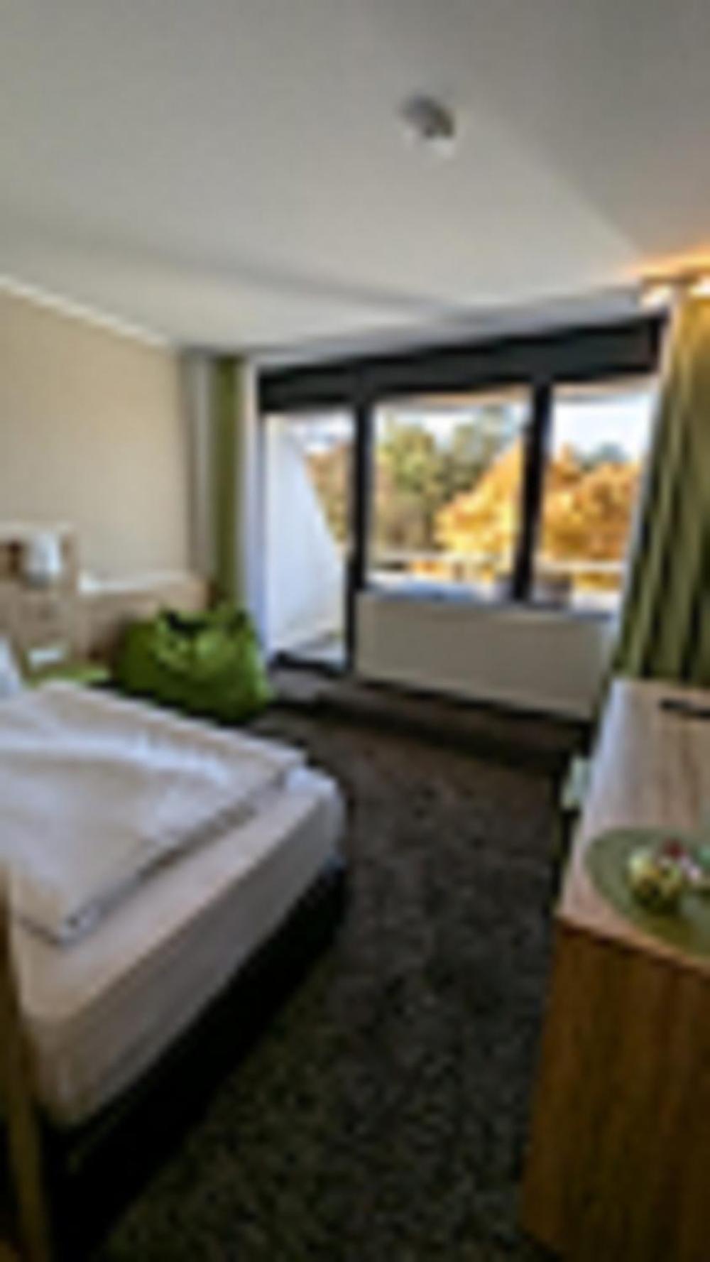 Einzelzimmer mit Terrasse