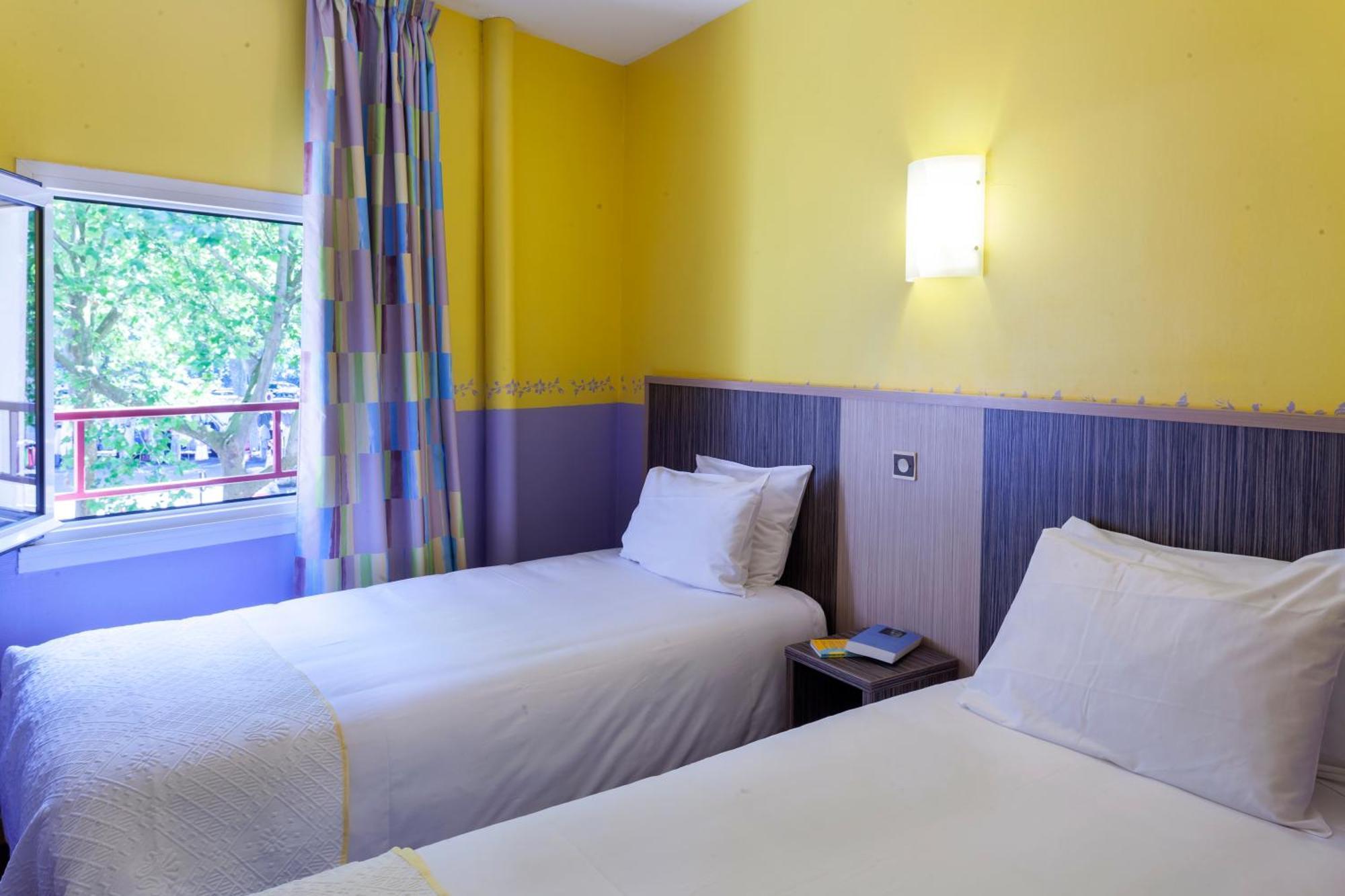 Standard Twin Room,1770855081:JPEG