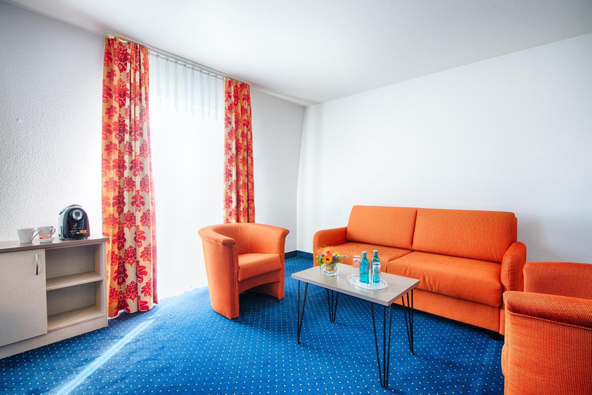 Apartment Triple