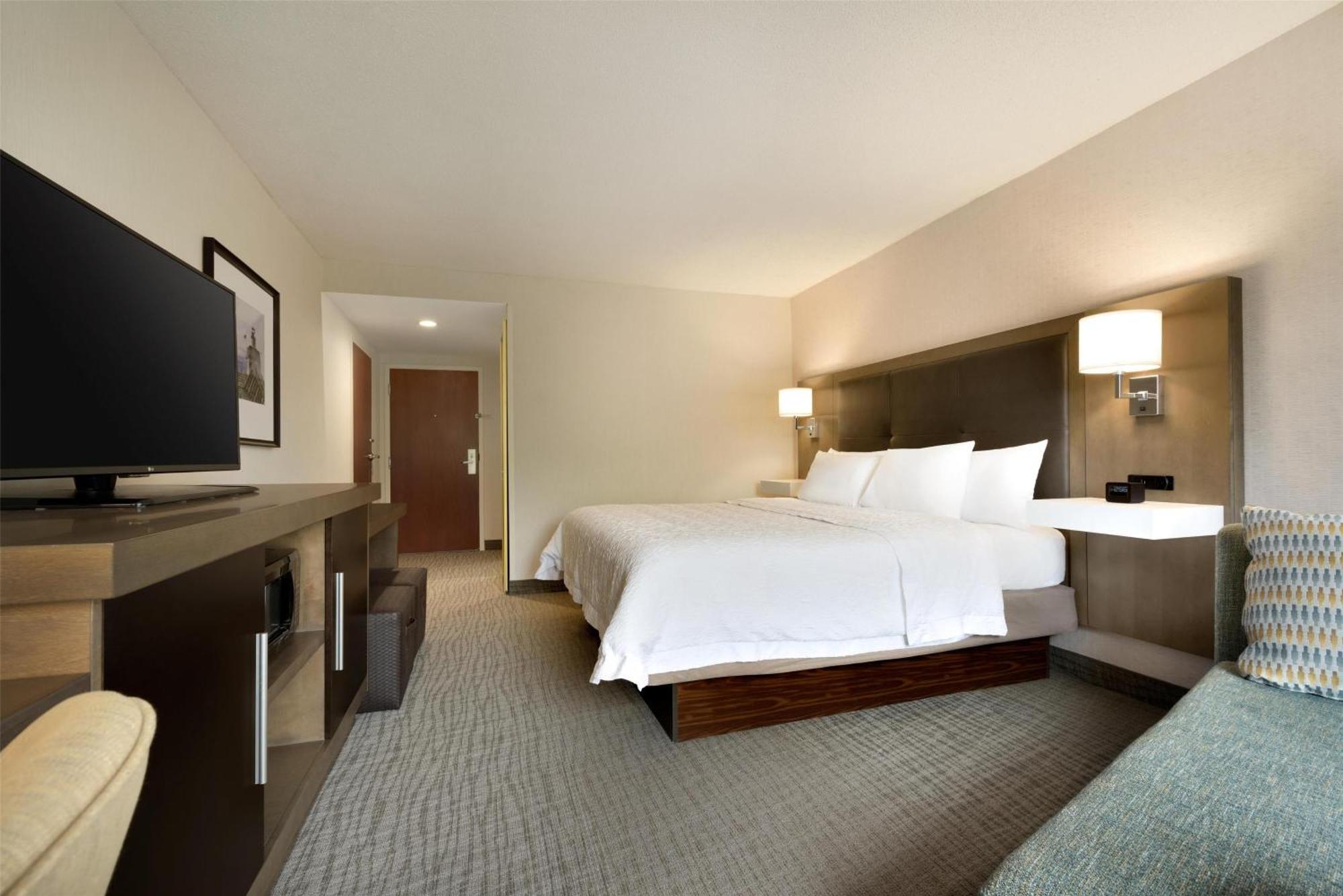 King Room King Bed Non-Smoking