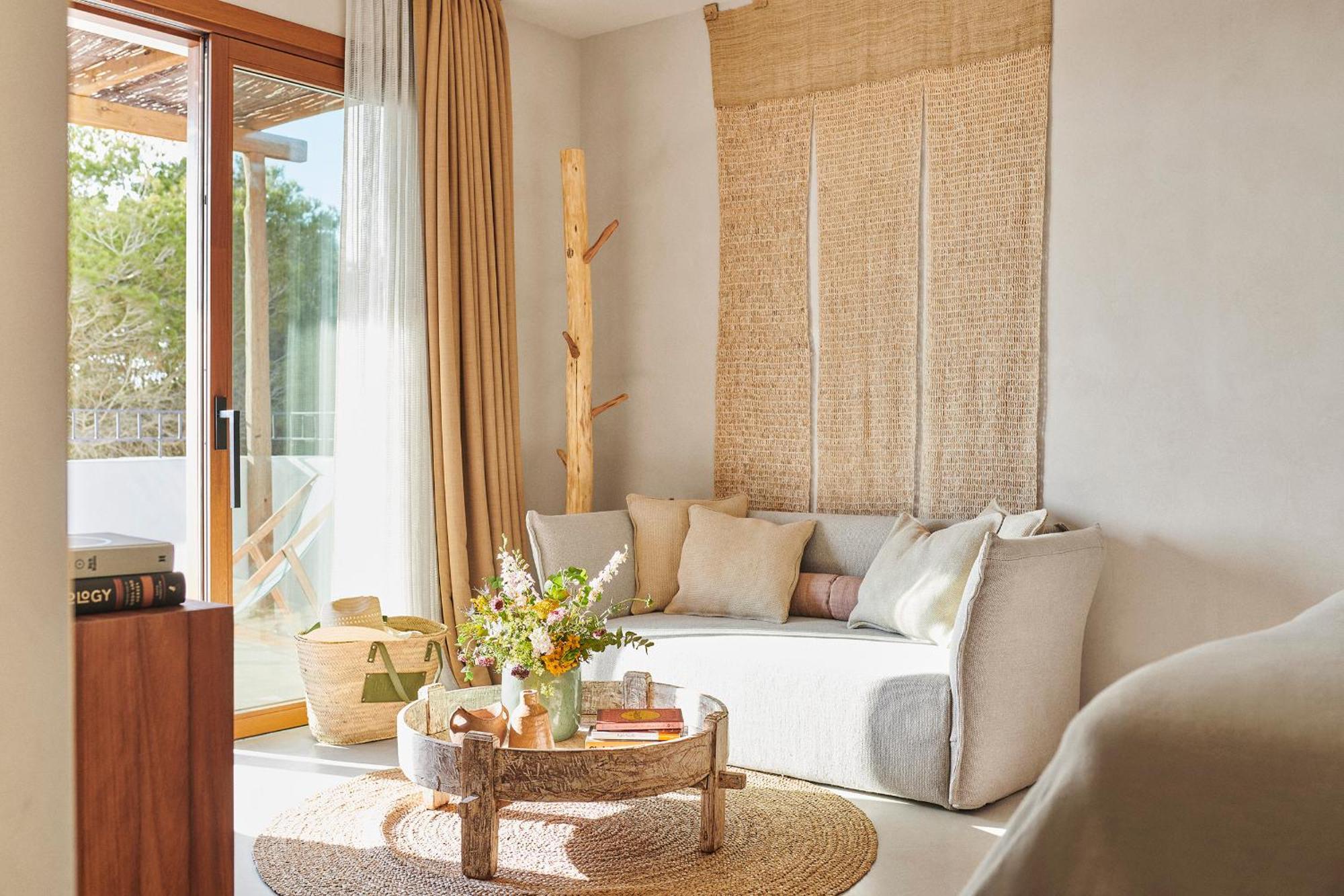Double Room with Partial Sea View
