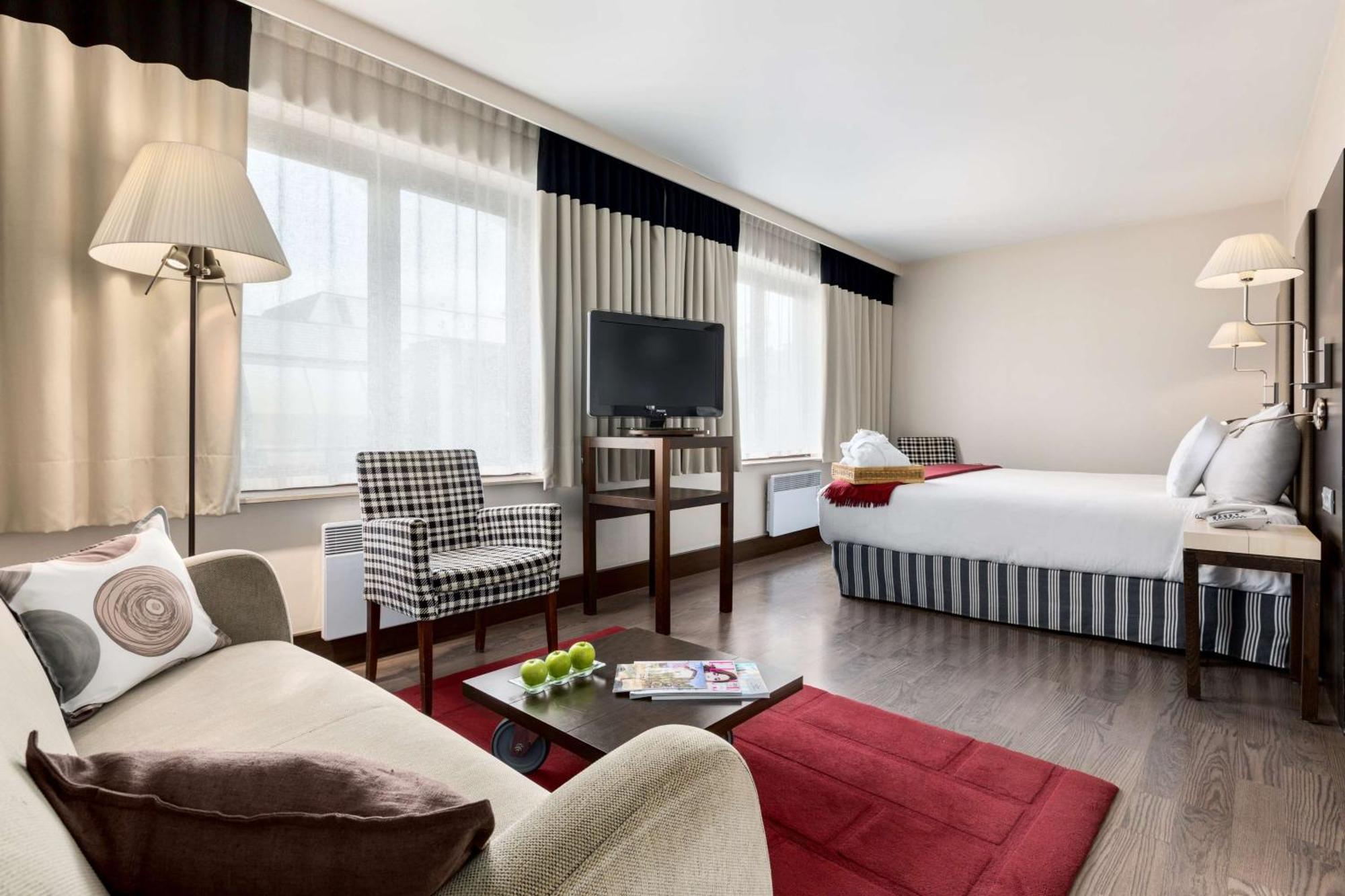 Junior Suite,1698847139:JPEG